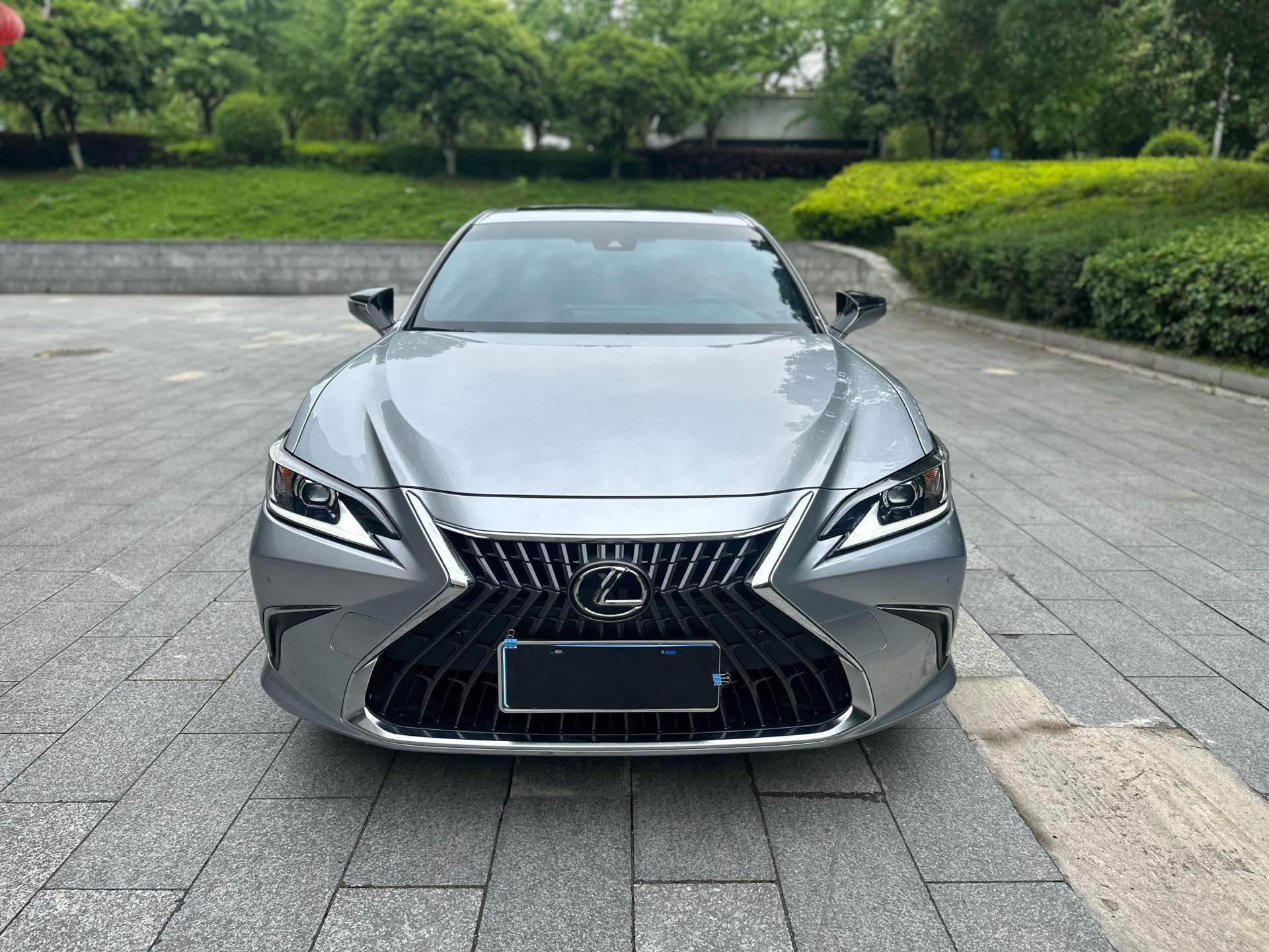 Lexus ES (Imported) 2024 ES200 2.0 Stepless Edition Automatic Gear 3