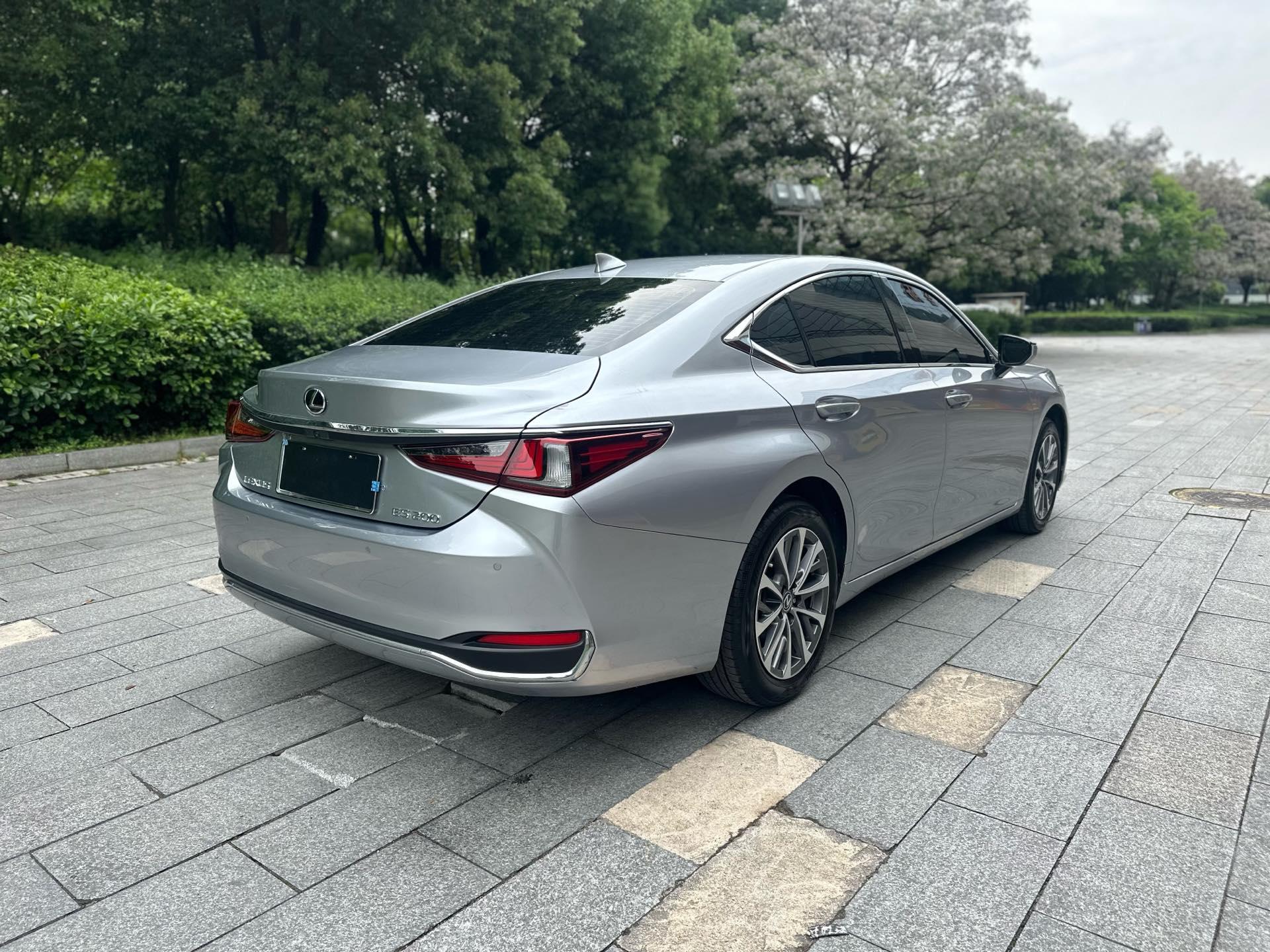 Lexus ES (Imported) 2024 ES200 2.0 Stepless Edition Automatic Gear 4