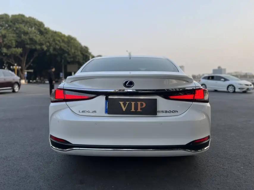 Lexus ES 2021 300h Excellent Edition 8