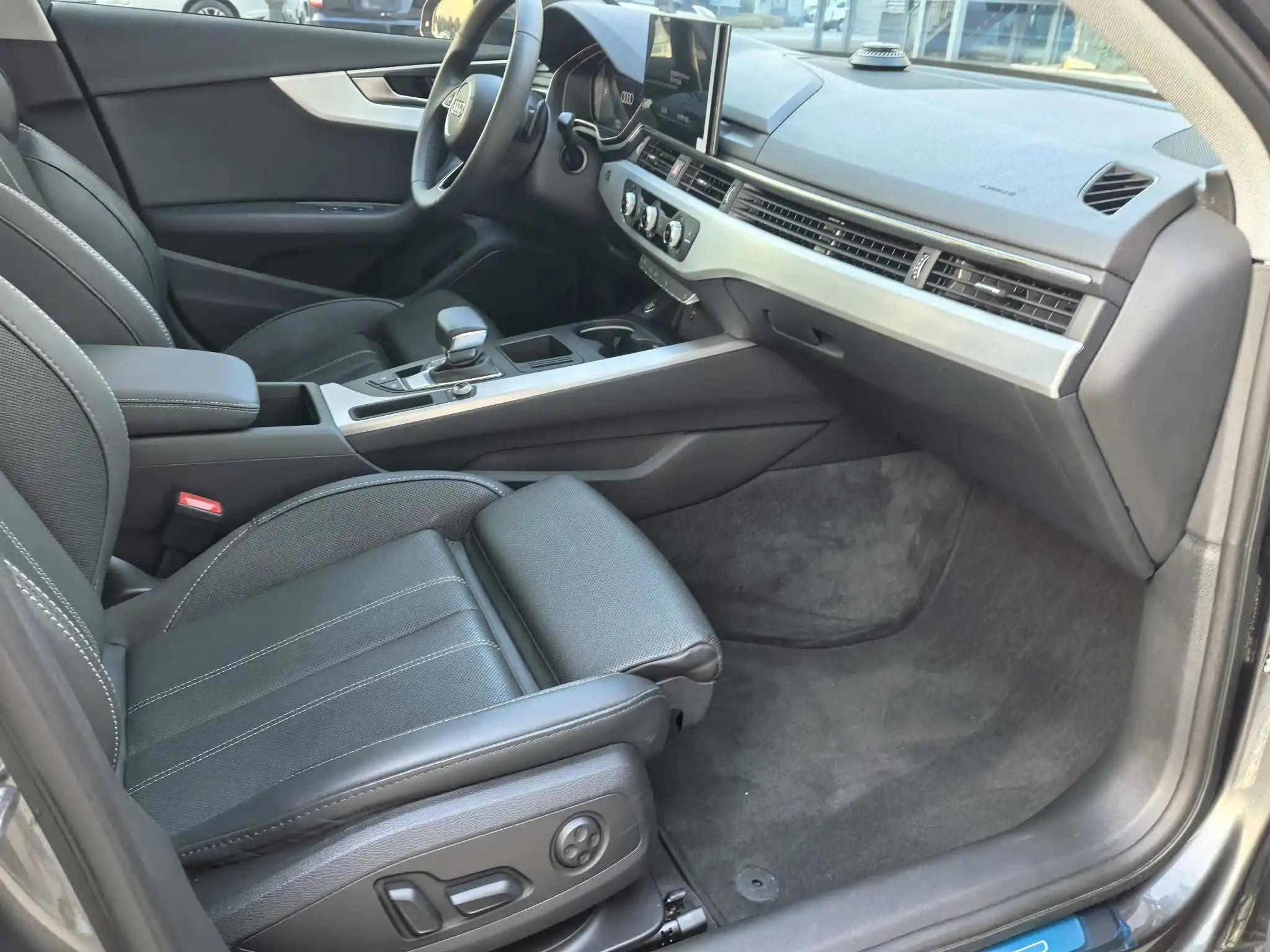 Audi A4L 2022 40 TFSI Fashion Dynamic 9