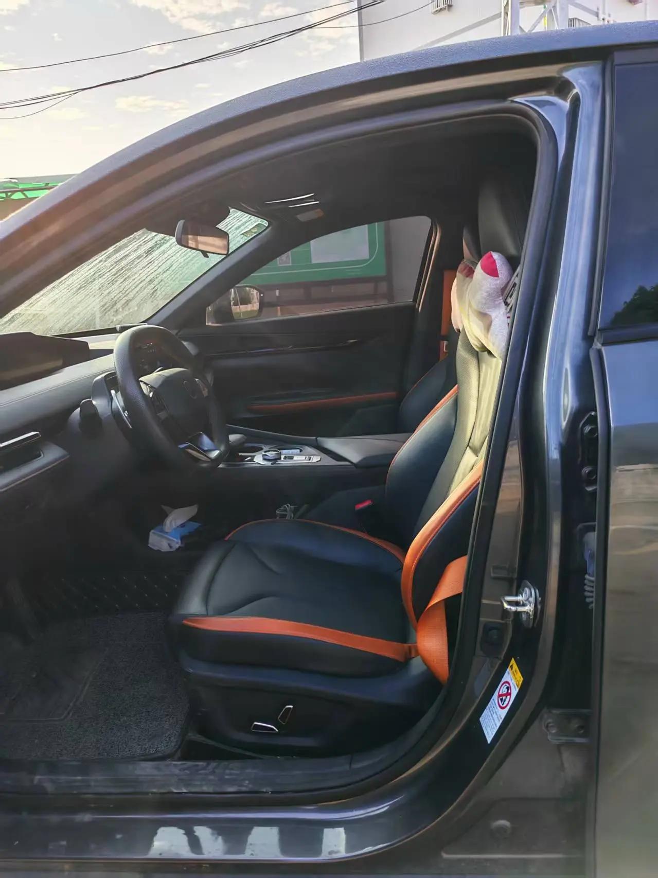 ChangAn 2023 UNI-V 1.5T Prestige Automatic 6