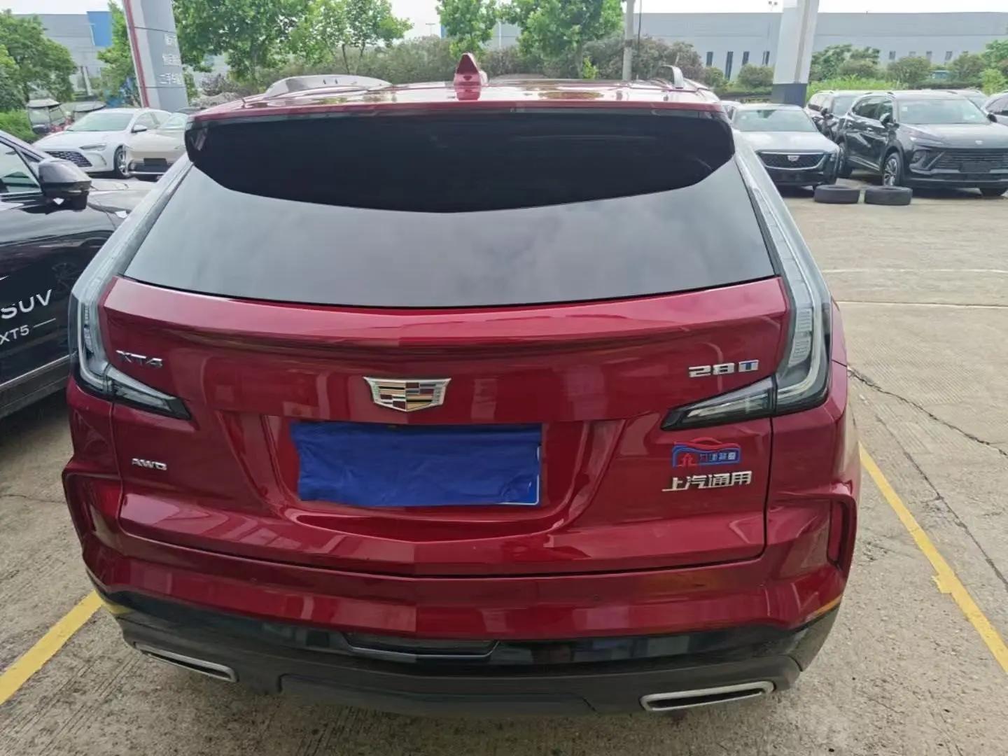 Cadillac XT4 2024 28T 4-wheel drive luxury model 4