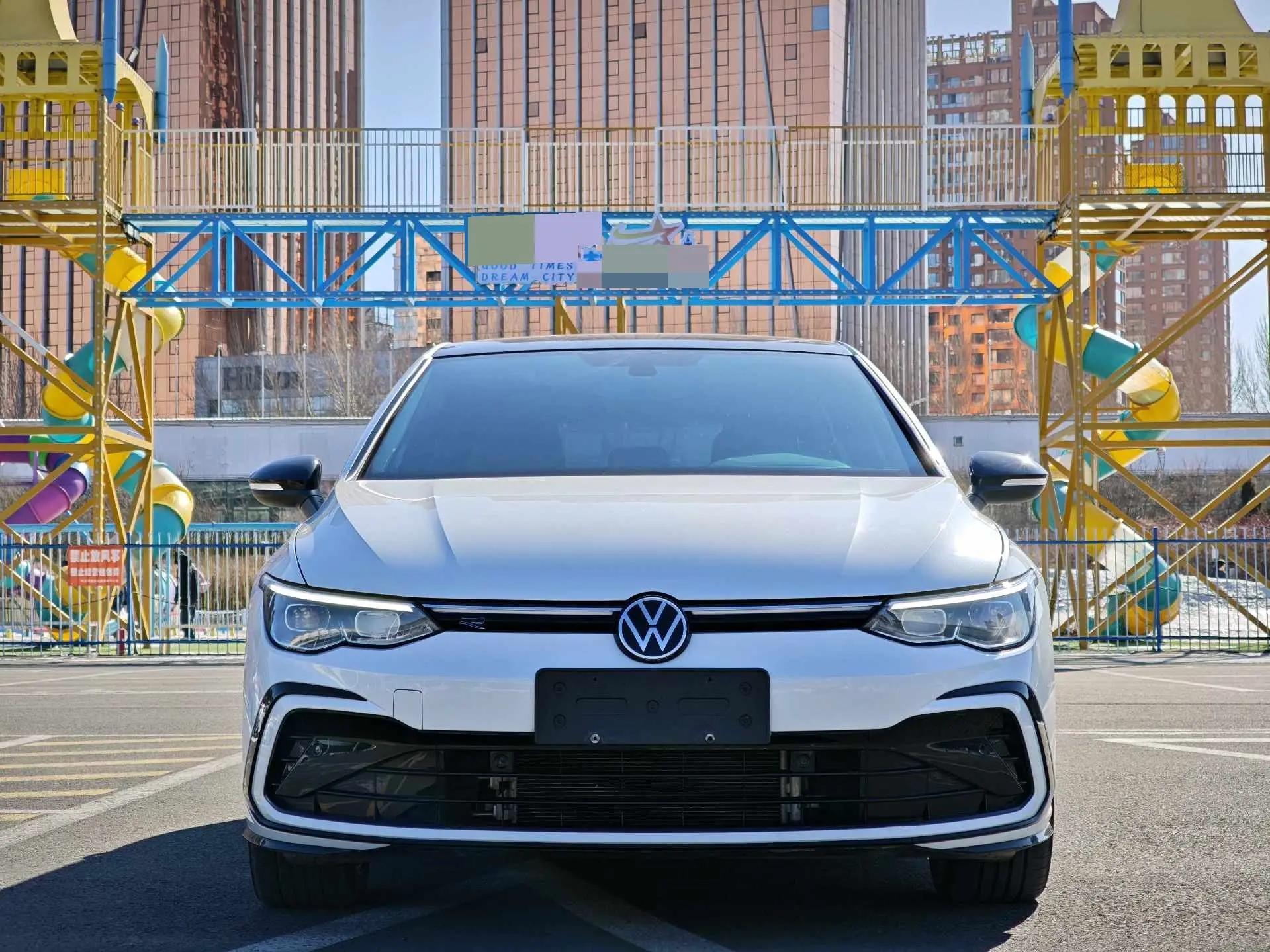 Volkswagen 2023 Golf 8 R-Line 1.4TSI 280TSI Lite Automatic 3