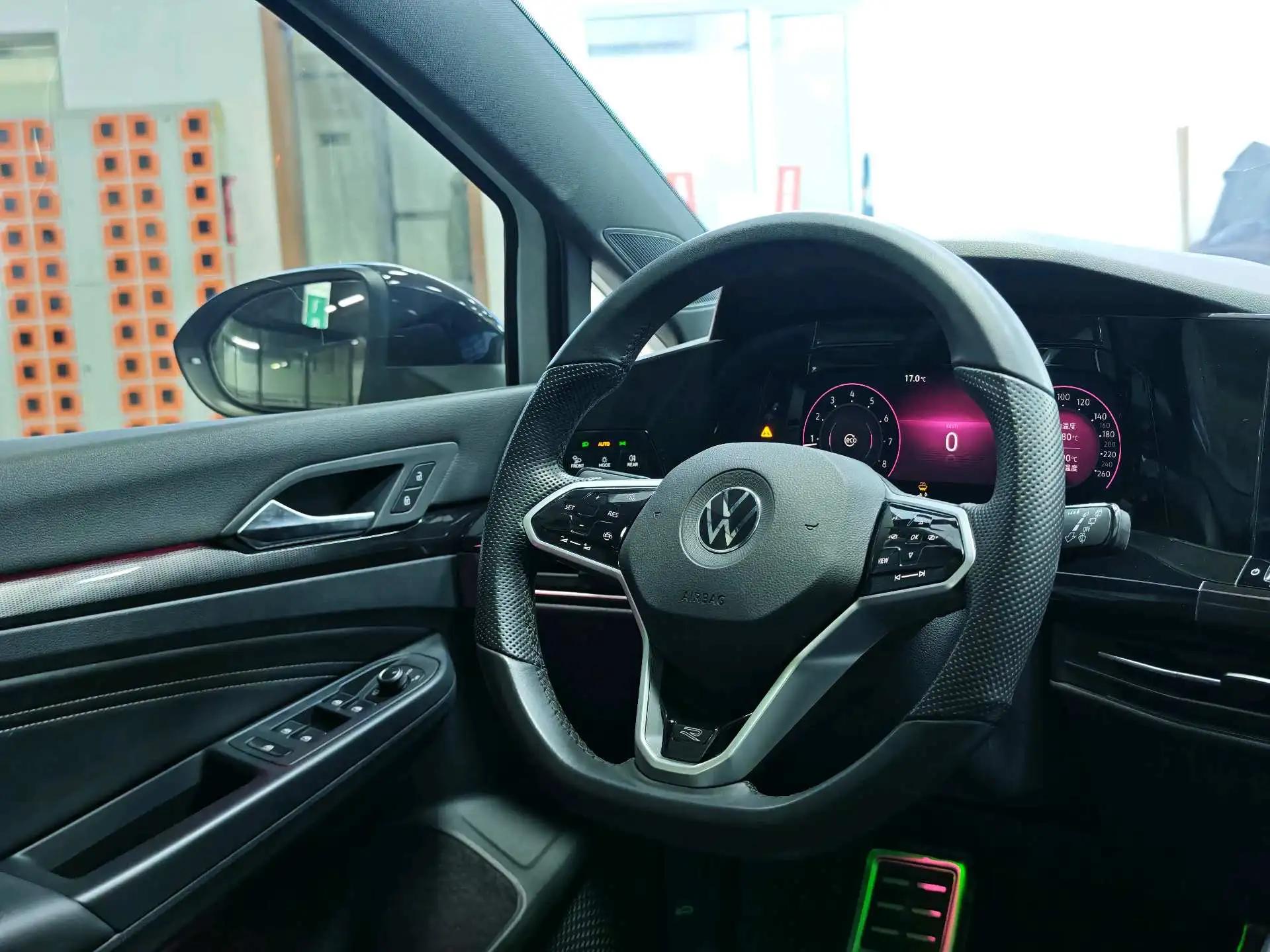 Volkswagen 2023 Golf 8 R-Line 1.4TSI 280TSI Lite Automatic 5