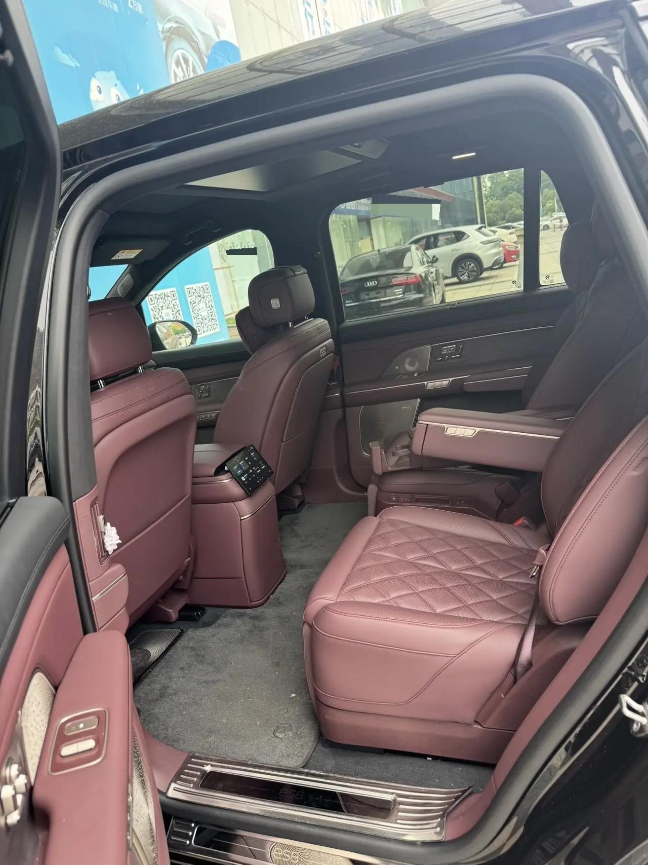 NIO 2026 ES8 6-Seater Executive Luxury Edition Automatic 4