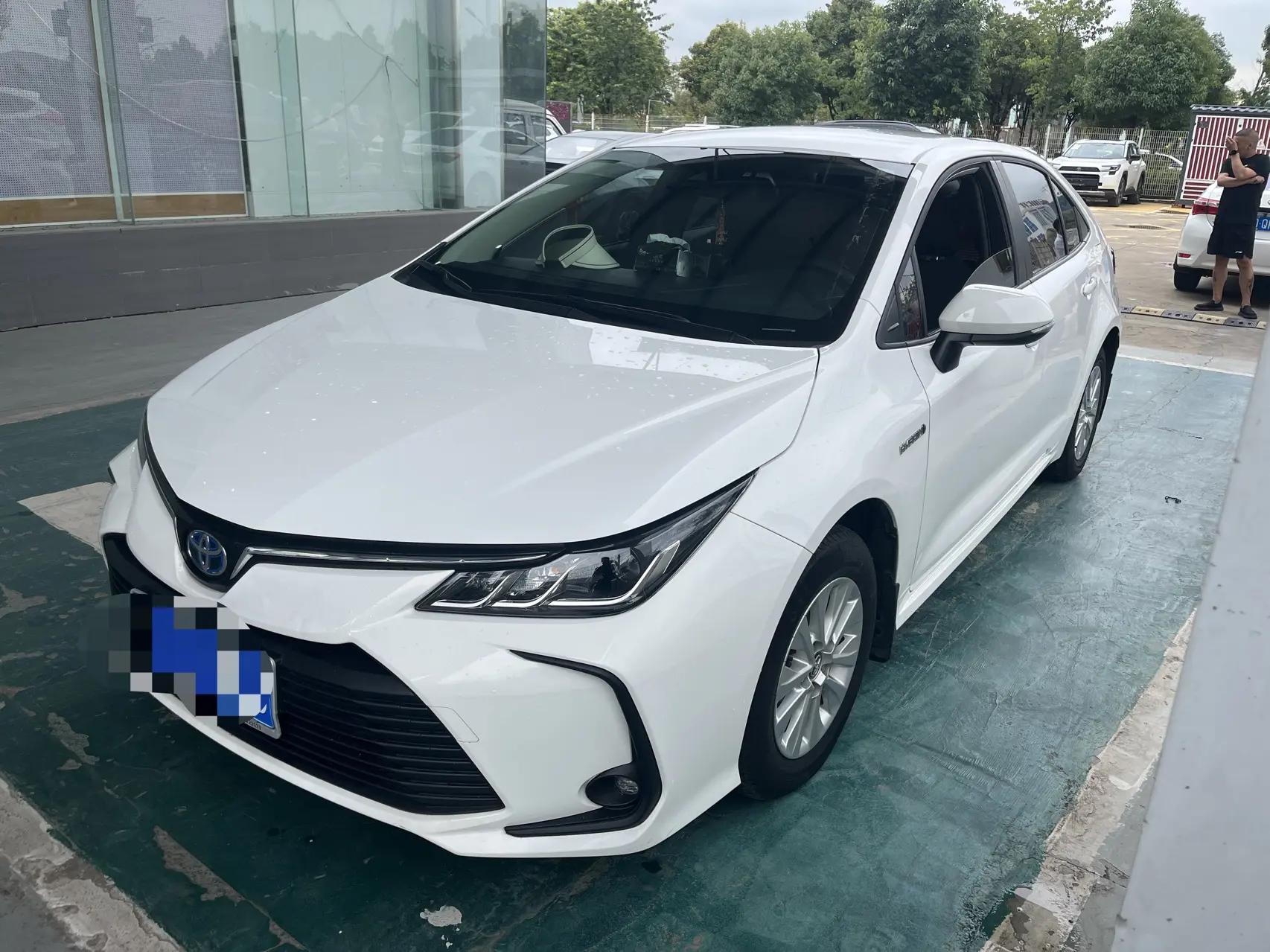 Corolla 2022 Double Engine 1.8L E-CVT Pioneer Edition