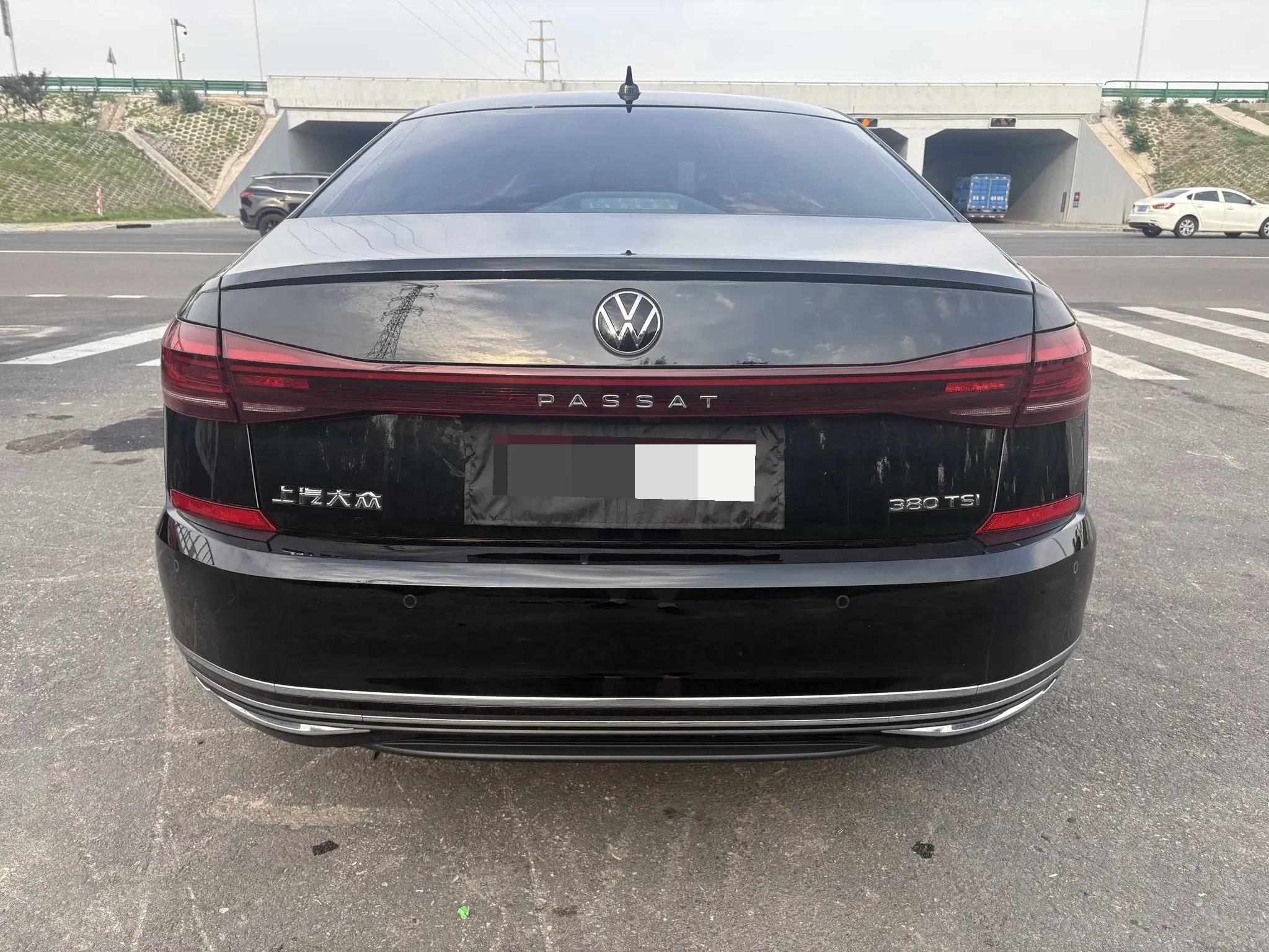 Volkswagen 2024 Passat 2.0TSI 380TSI Starry Dragon Edition Automatic 5