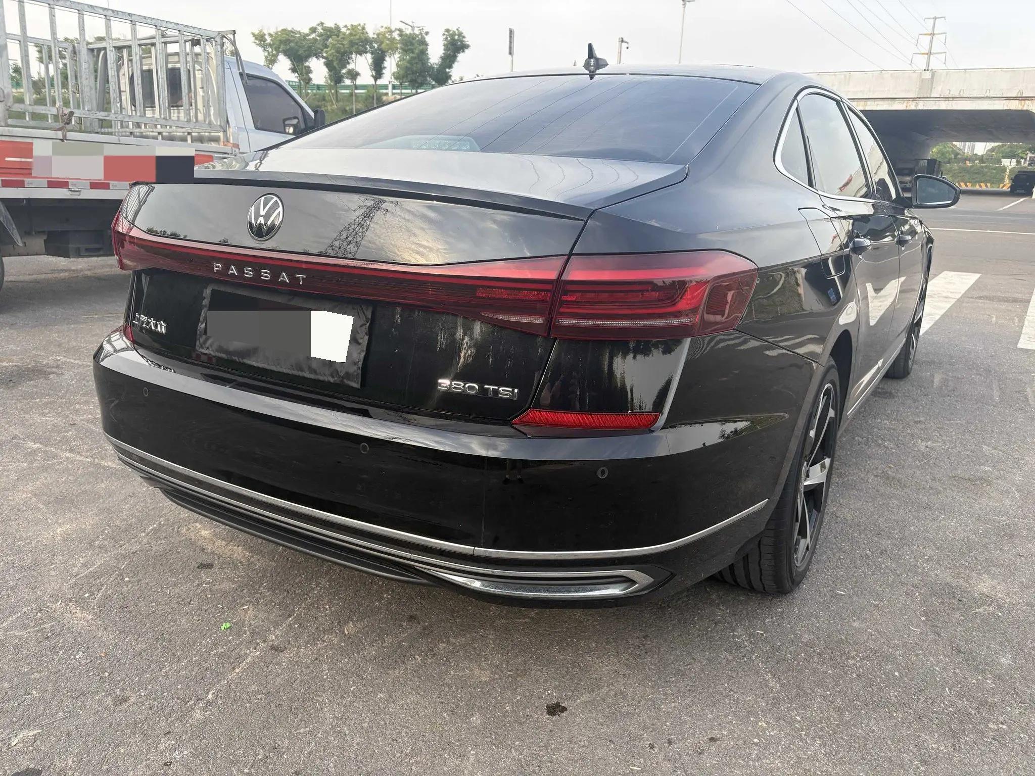 Volkswagen 2024 Passat 2.0TSI 380TSI Starry Dragon Edition Automatic 6