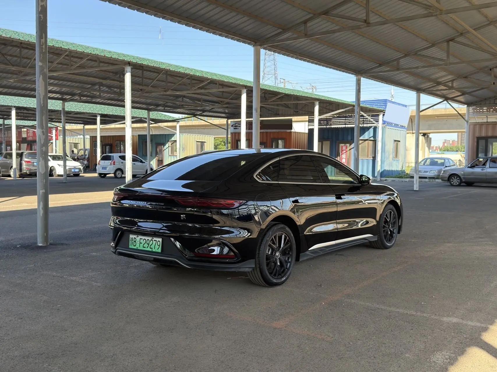 BYD 2023 Han DM-i 1.5T CVT Champion Edition 121KM Prestige Automatic 7