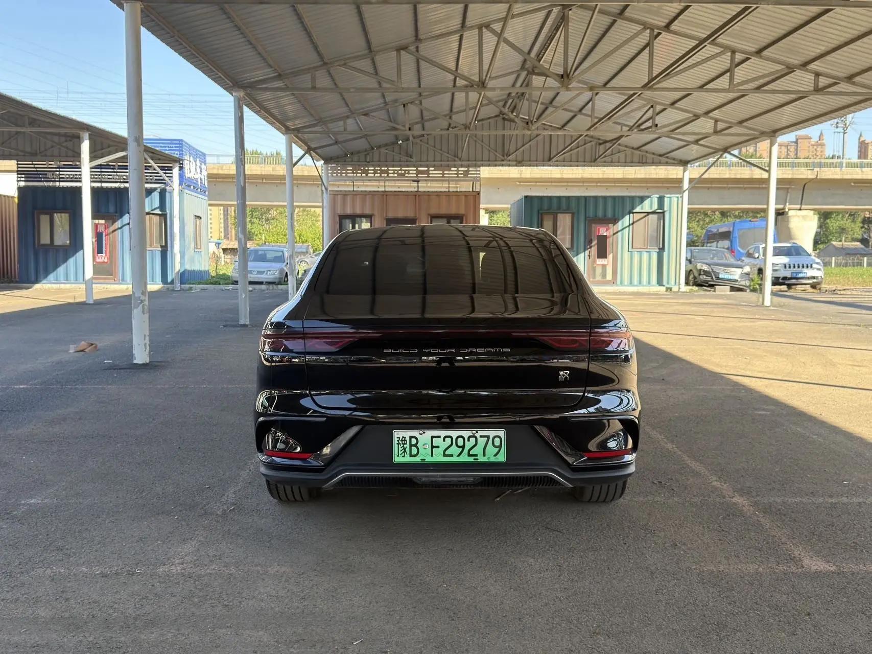 BYD 2023 Han DM-i 1.5T CVT Champion Edition 121KM Prestige Automatic 8