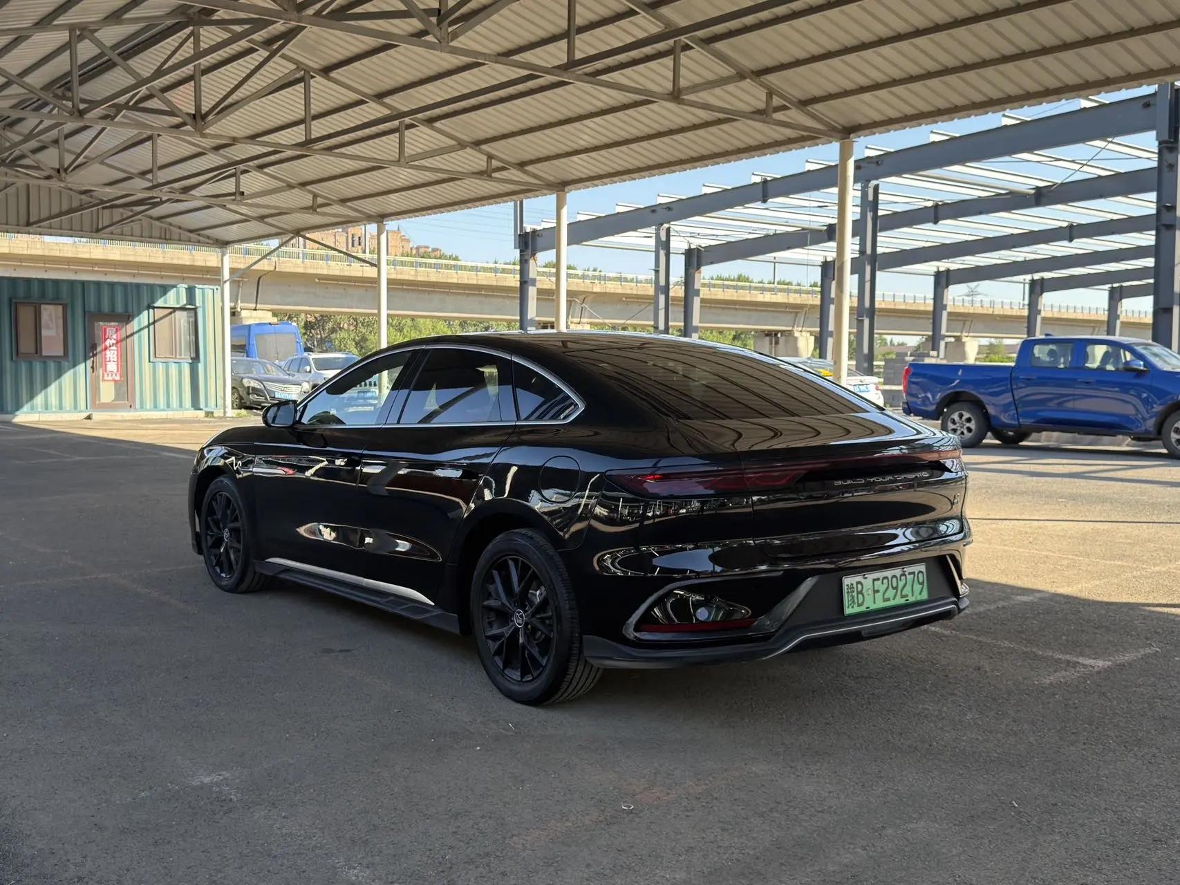 BYD 2023 Han DM-i 1.5T CVT Champion Edition 121KM Prestige Automatic 9