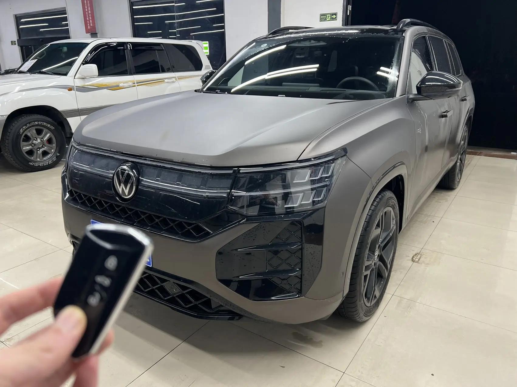 Volkswagen 2025 Tharu Pro 2.0TSI 450TSI Four-Wheel-Drive Summit Edition Automatic