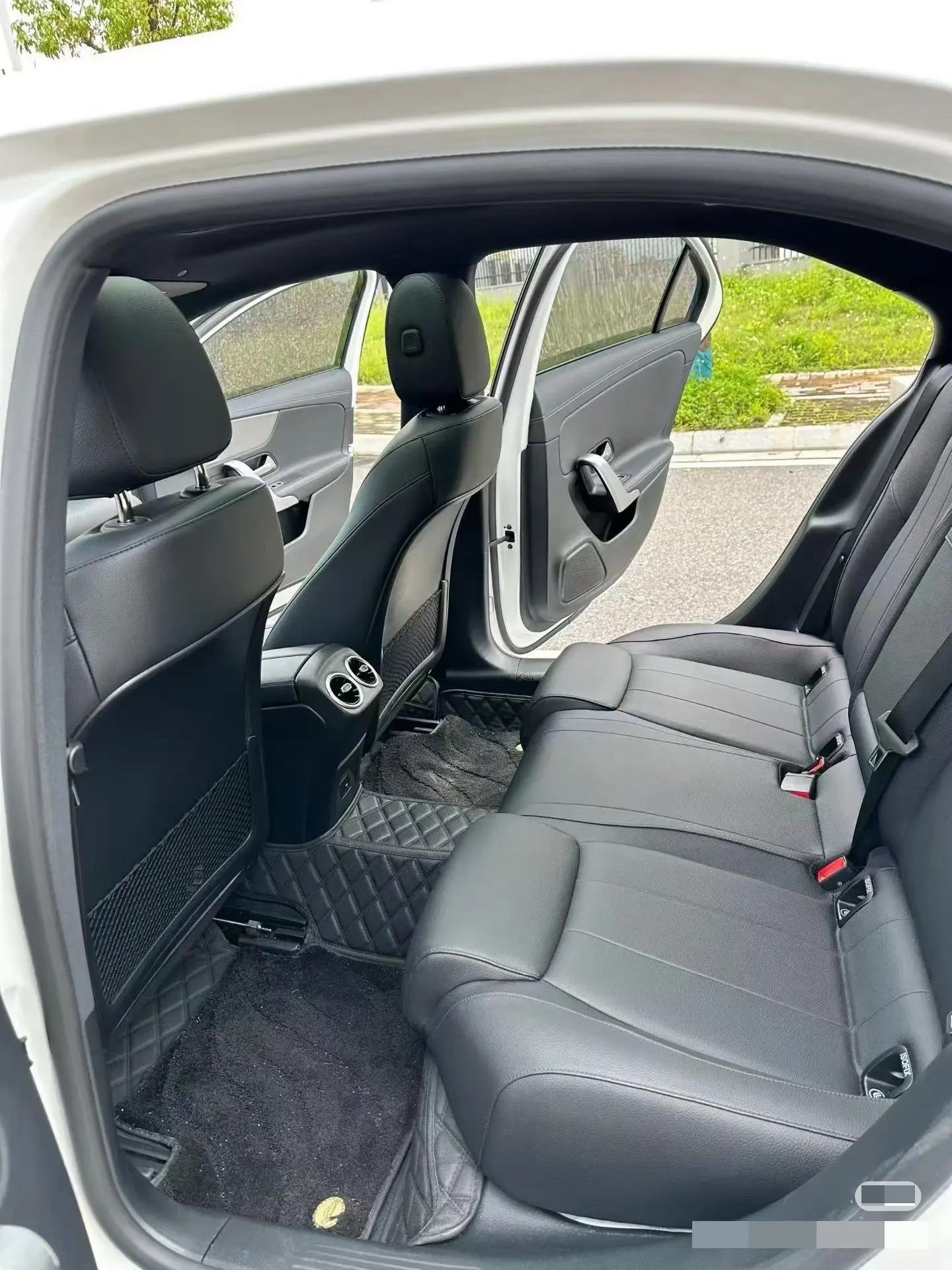 Mercedes Benz A- Class 2023 A 180 L 1.3T Automatic 5