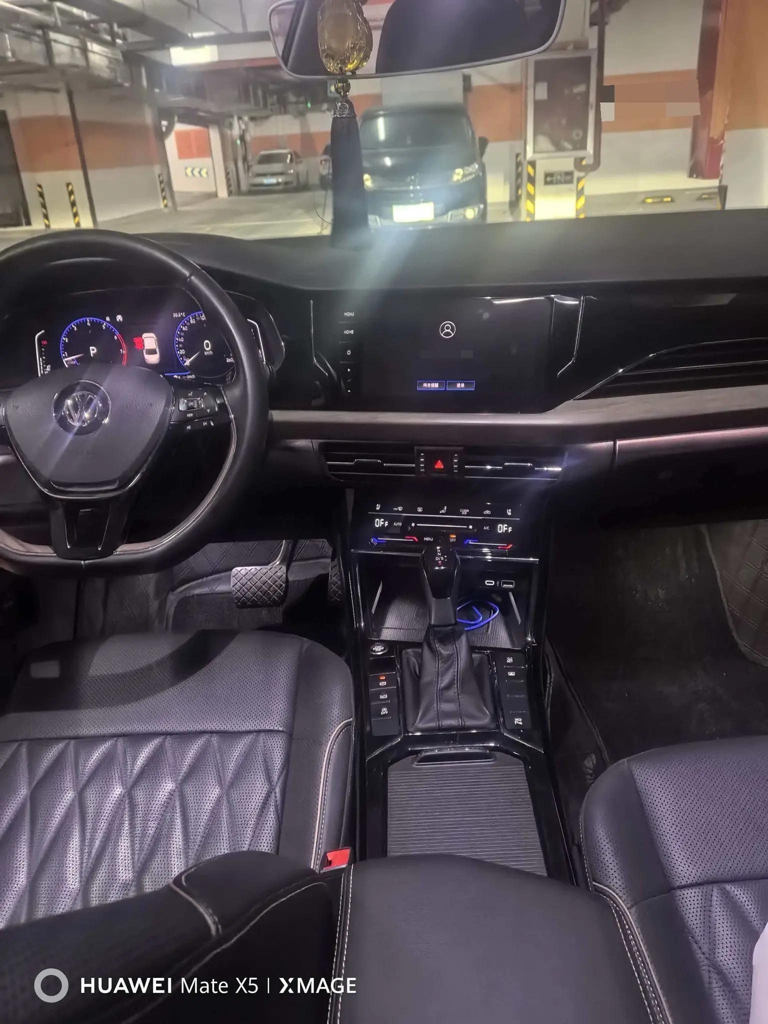 Passat 2020 330TSI Distinguished Edition Country VI 8