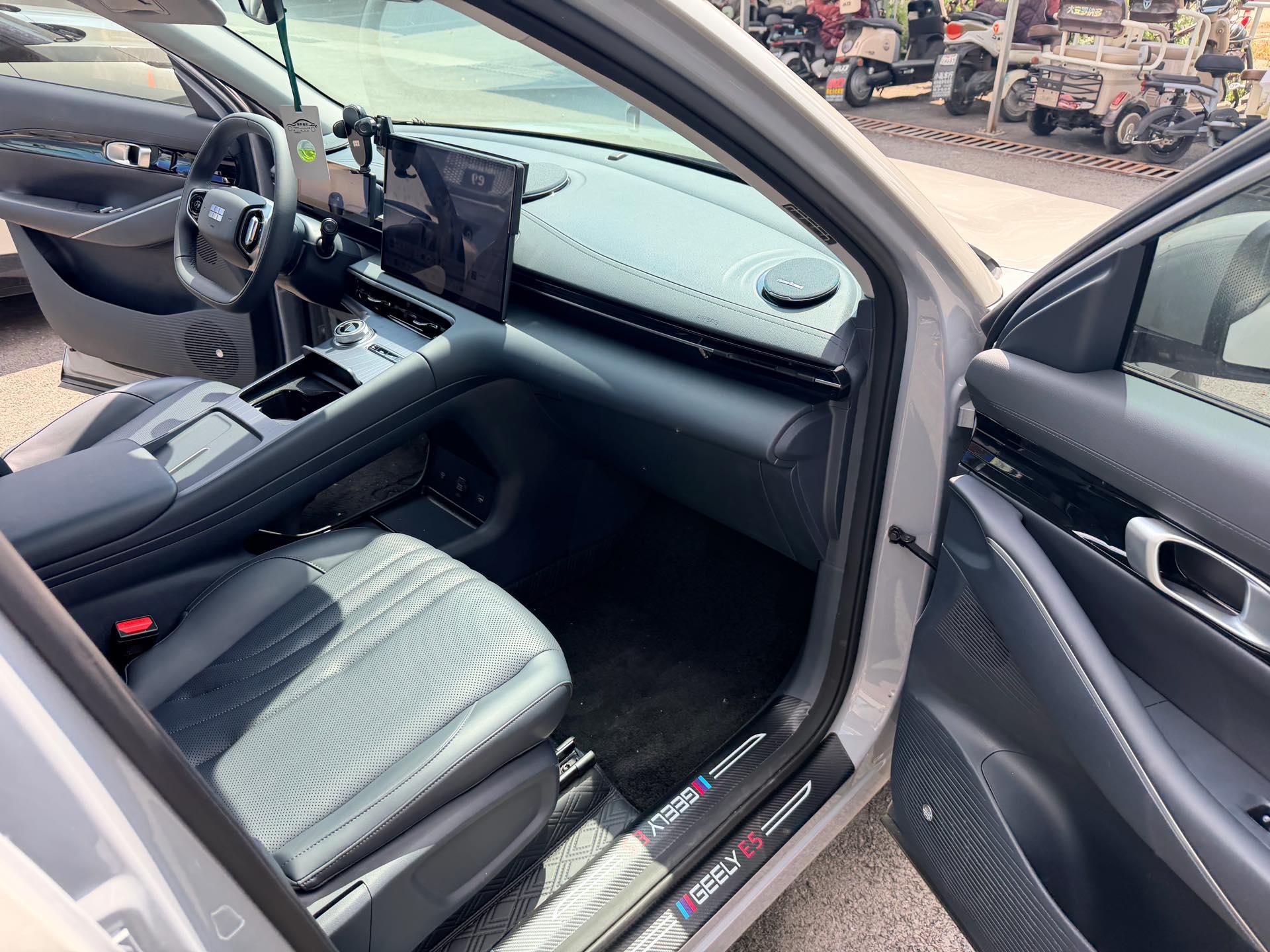 Geely Galaxy 2024 E 5 530km sailing version of automatic gear 7