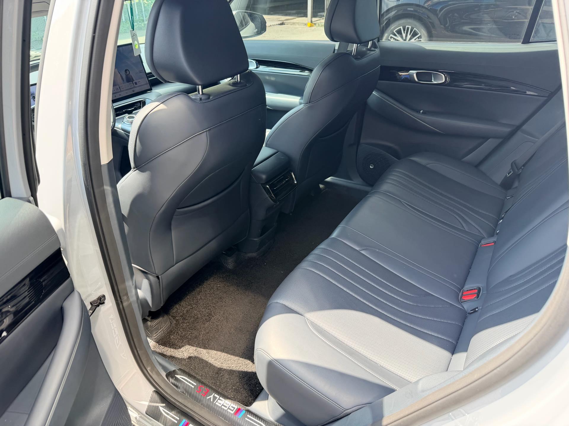 Geely Galaxy 2024 E 5 530km sailing version of automatic gear 9