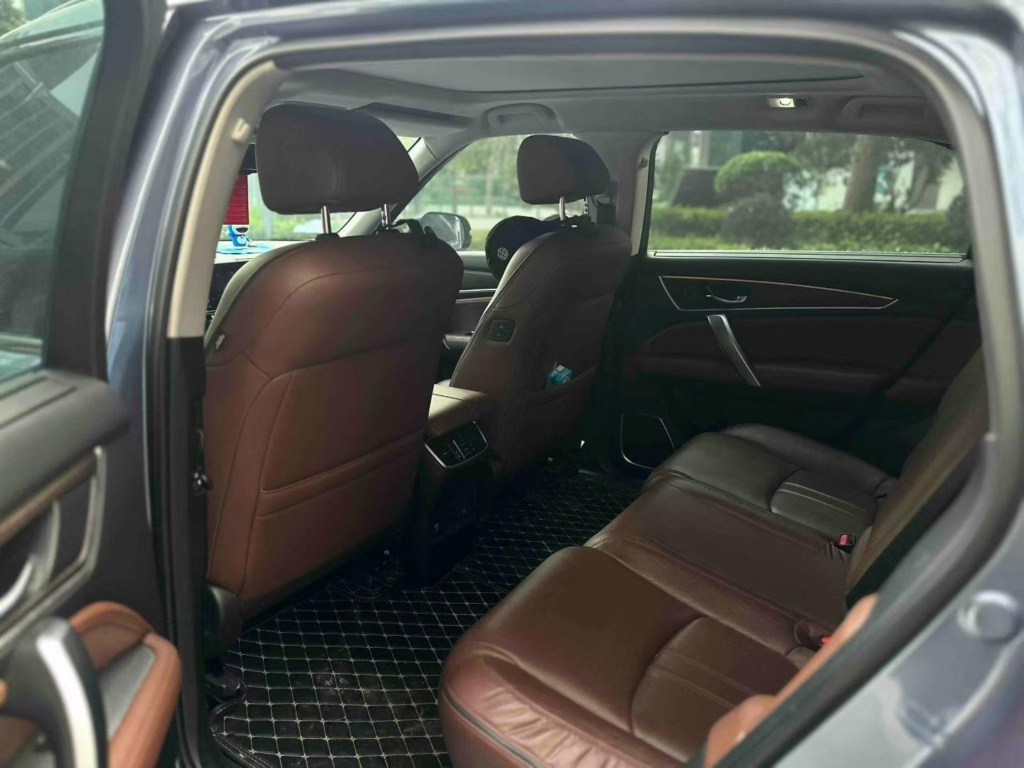Crown Road 2020 240TURBO Two-Drive Premium Edition 3