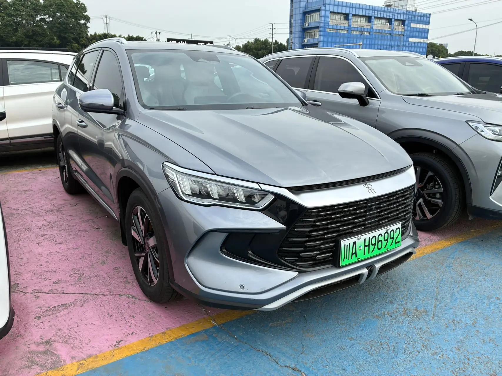 BYD 2023 Song Pro DM-i 1.5 CVT Champion Edition Excellence Type 110KM Automatic 3