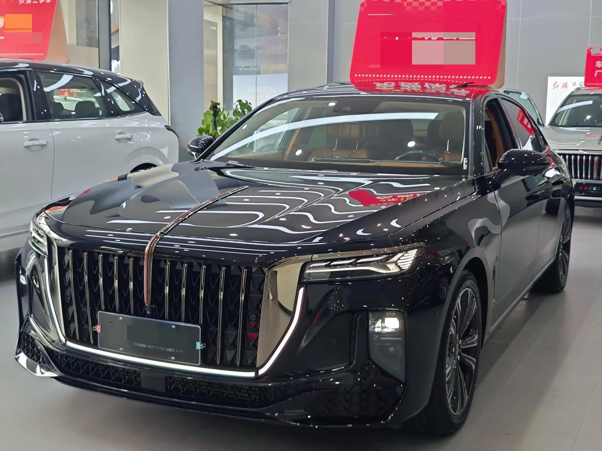 打开图片灯箱:HongQi 2025 H9 48V 2.0T Two-Drive Flag Enjoy Private Fashion Edition 5-seat Automatic Gear