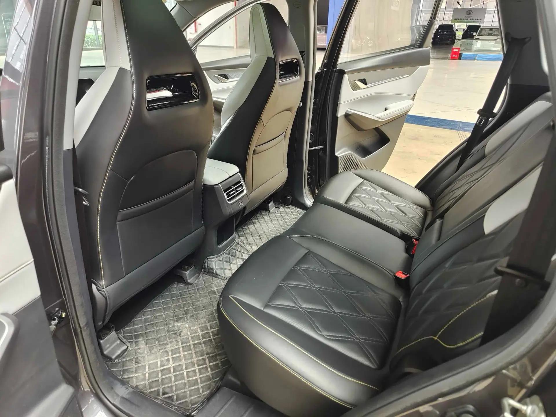 ChangAn 2023 CS75 PLUS 1.5T Prestige Automatic 8