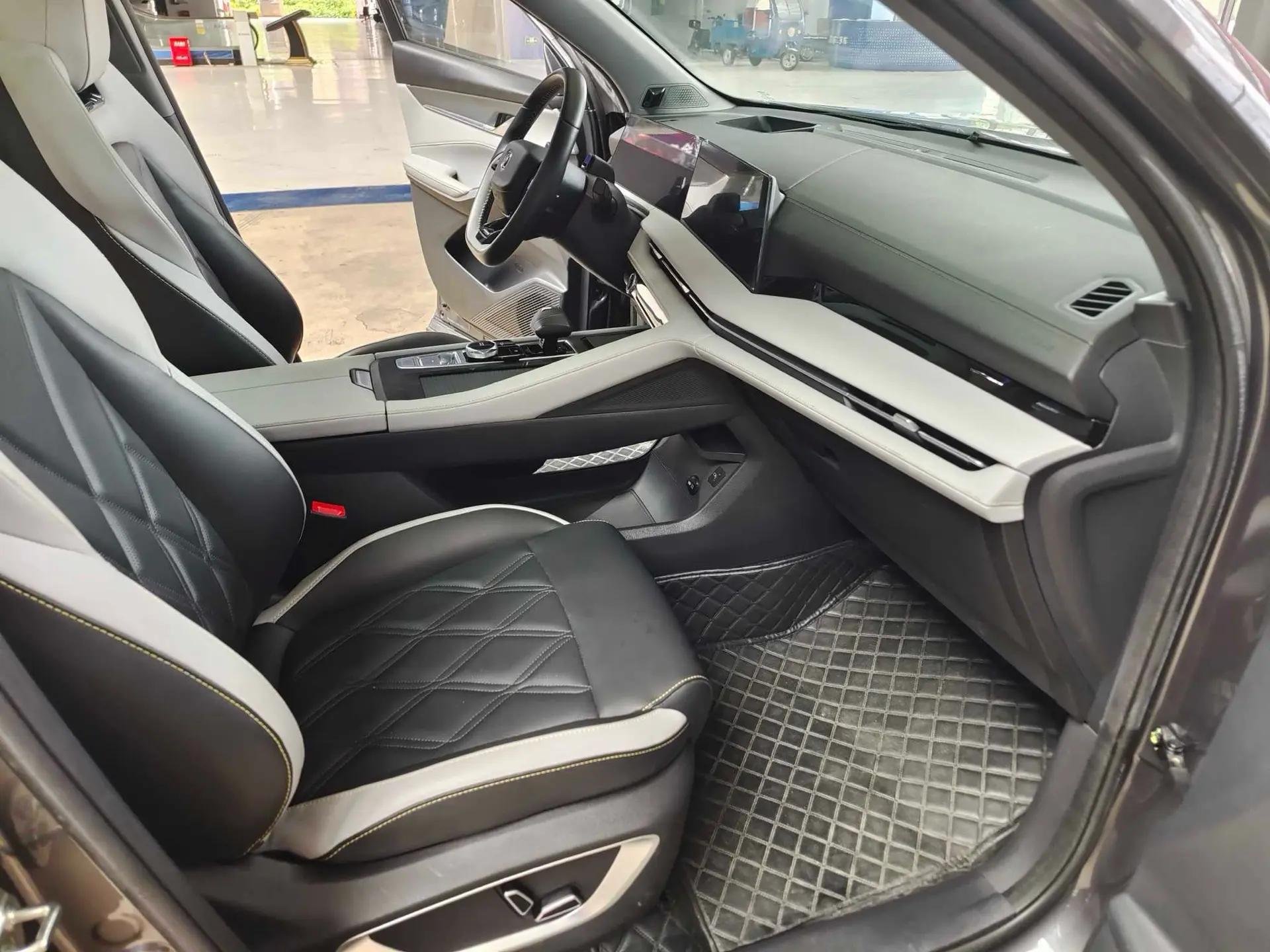 ChangAn 2023 CS75 PLUS 1.5T Prestige Automatic 9