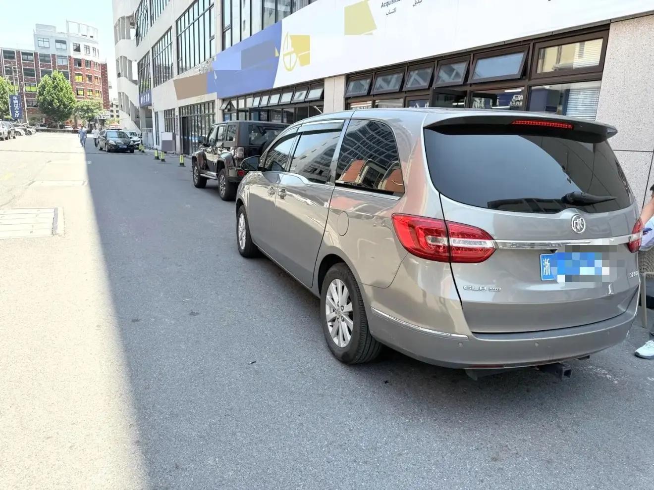 Buick GL8 2018 28T Comfort Country VI 8