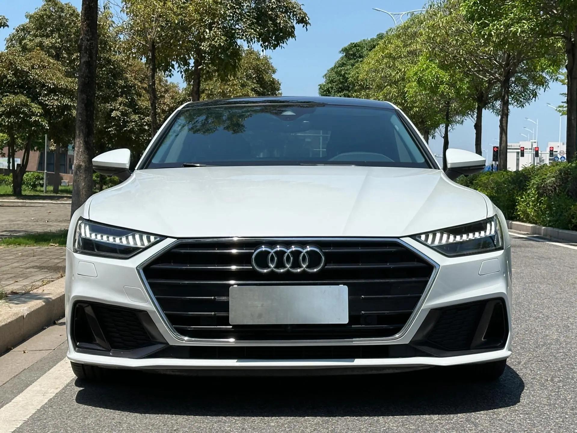Audi A7 2021 40 TFSI Luxury Model 2