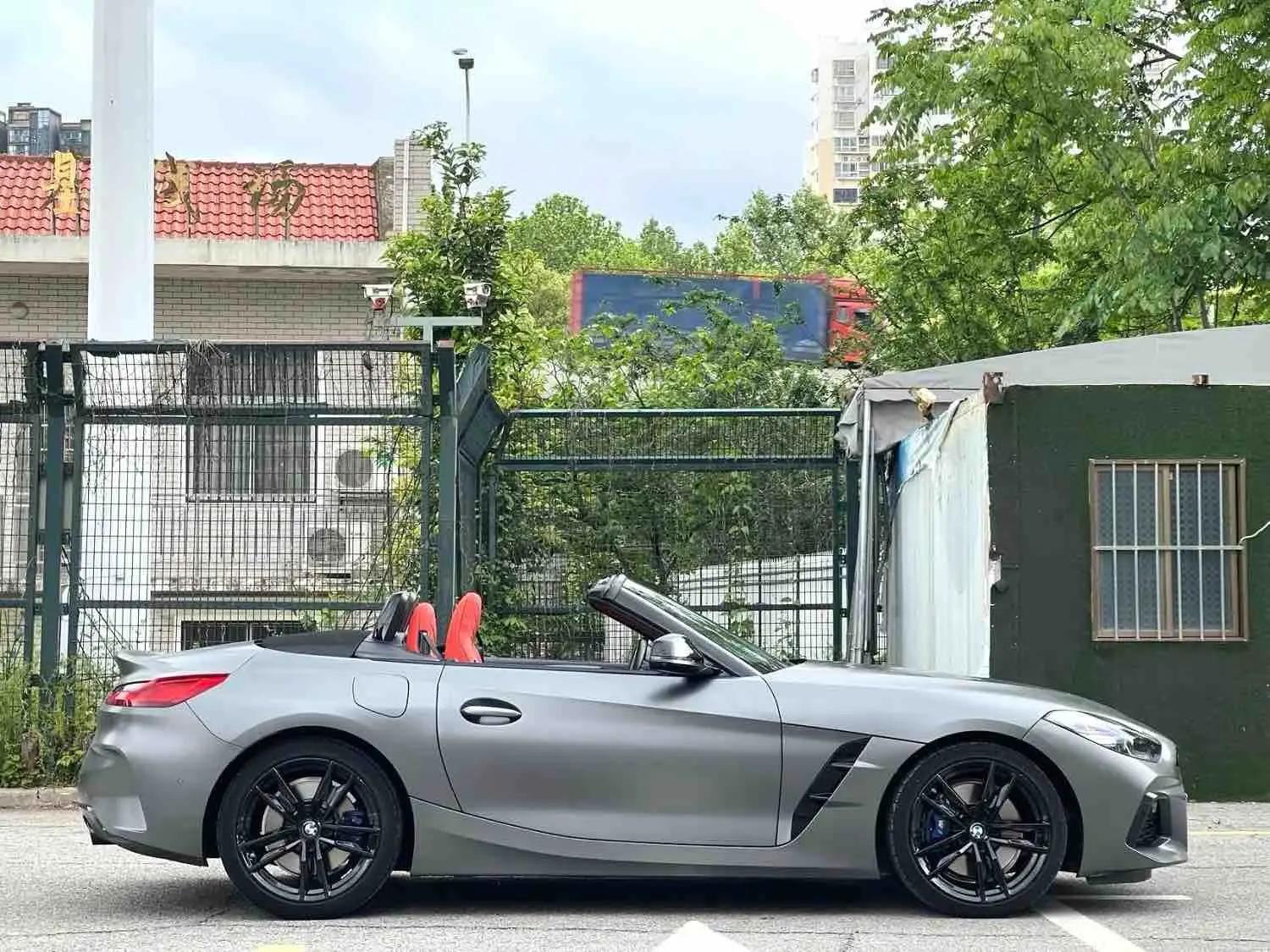 BMW Z4 2020 sDrive 25i Silver Cream Limited Edition 8