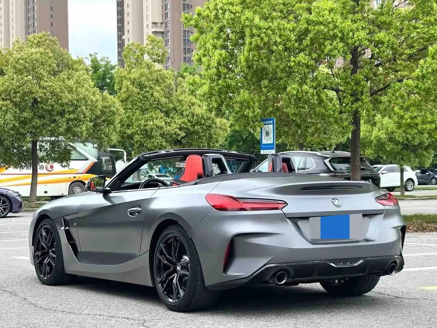 BMW Z4 2020 sDrive 25i Silver Cream Limited Edition 9