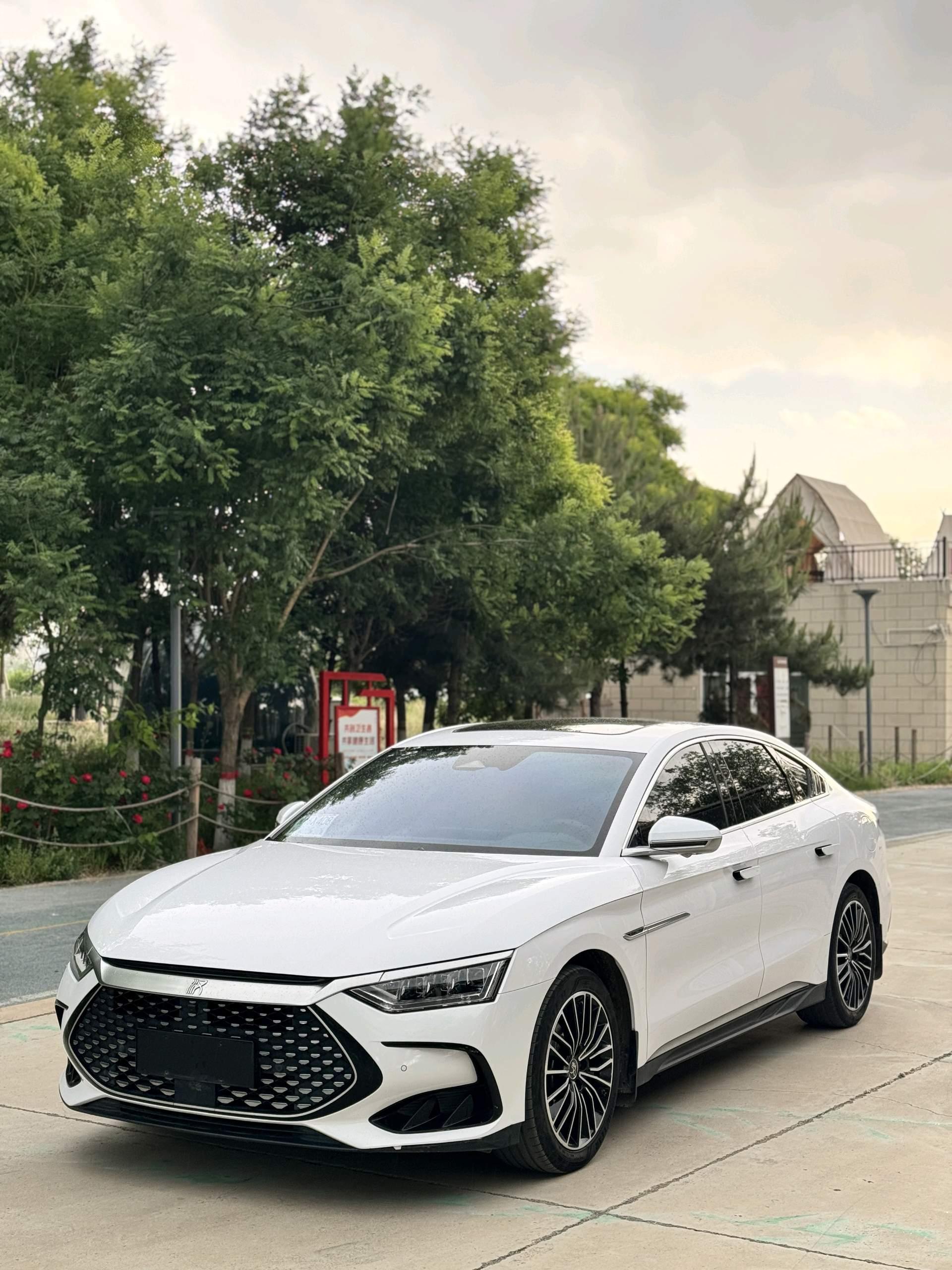 Han 2022 DM-i 121KM exclusive