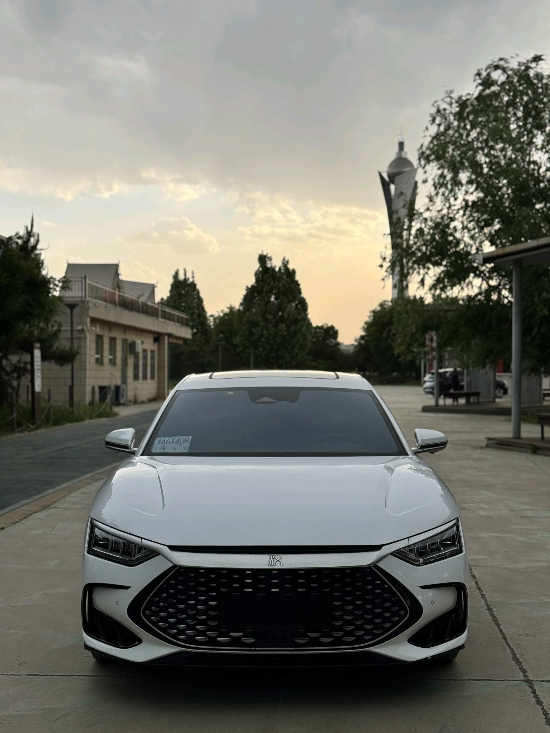 Han 2022 DM-i 121KM exclusive 2