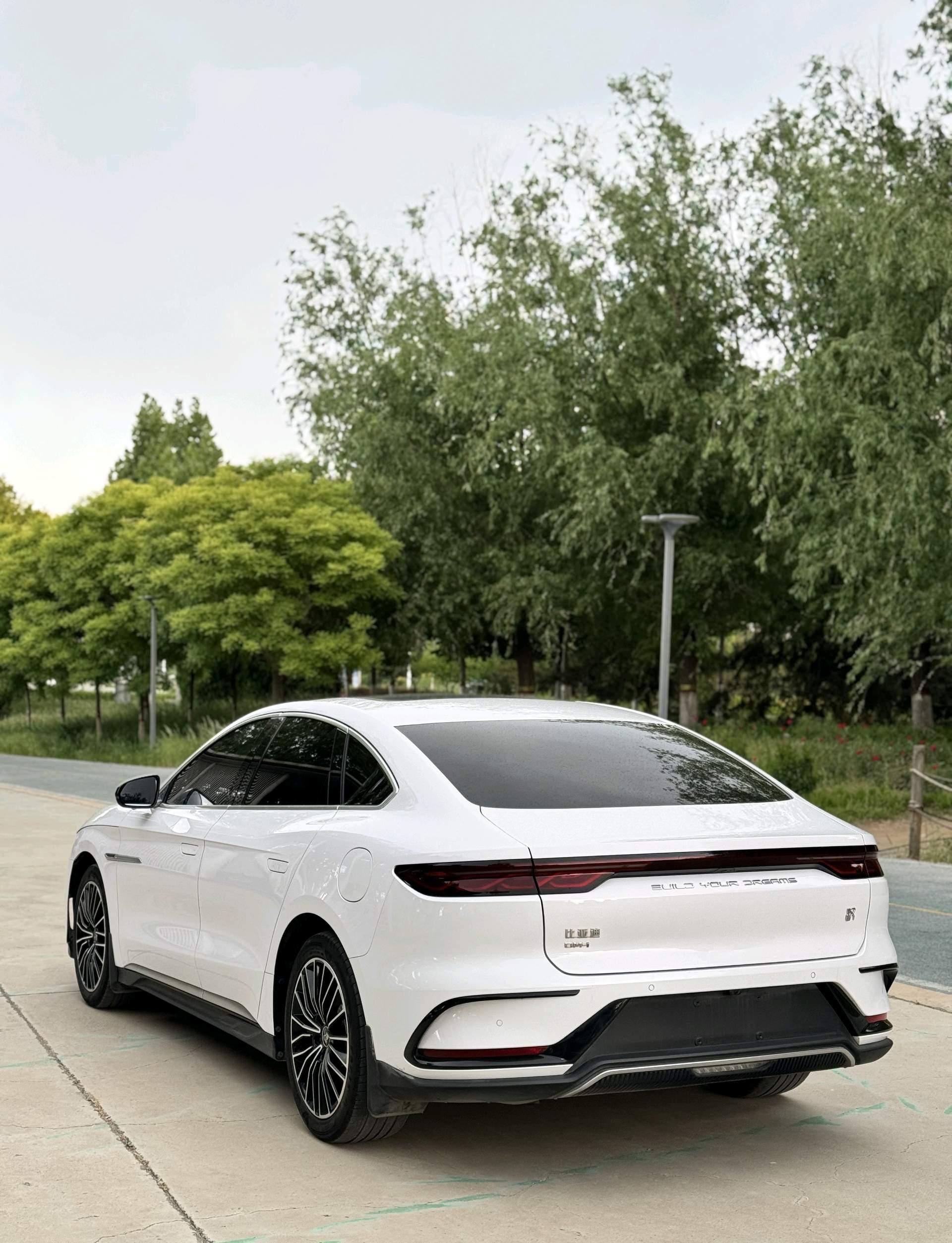 Han 2022 DM-i 121KM exclusive 4