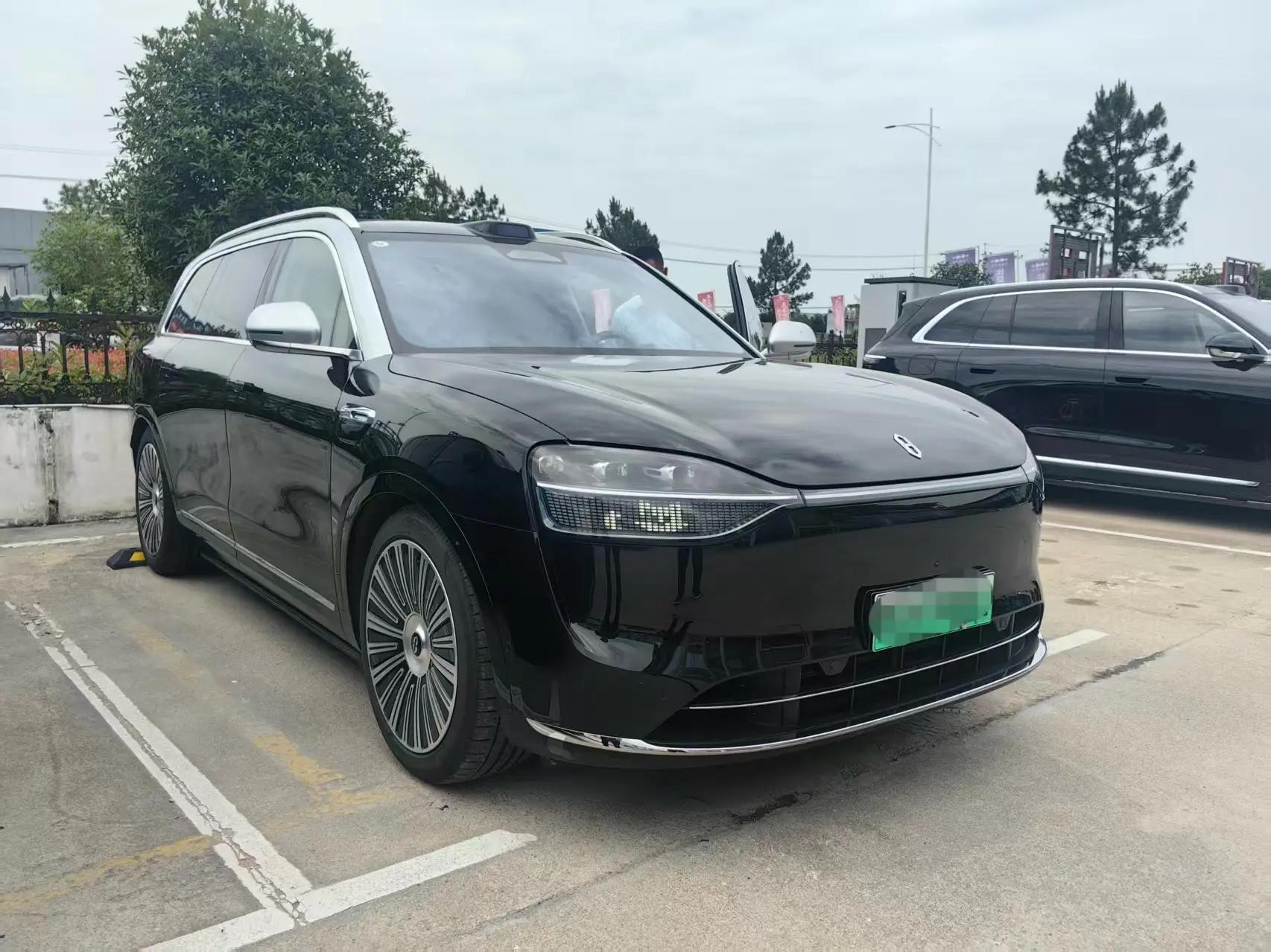 AITO 2025 Model AITO M9 Range-Extended Ultra Version 52kWh 5-Seater Automatic 3