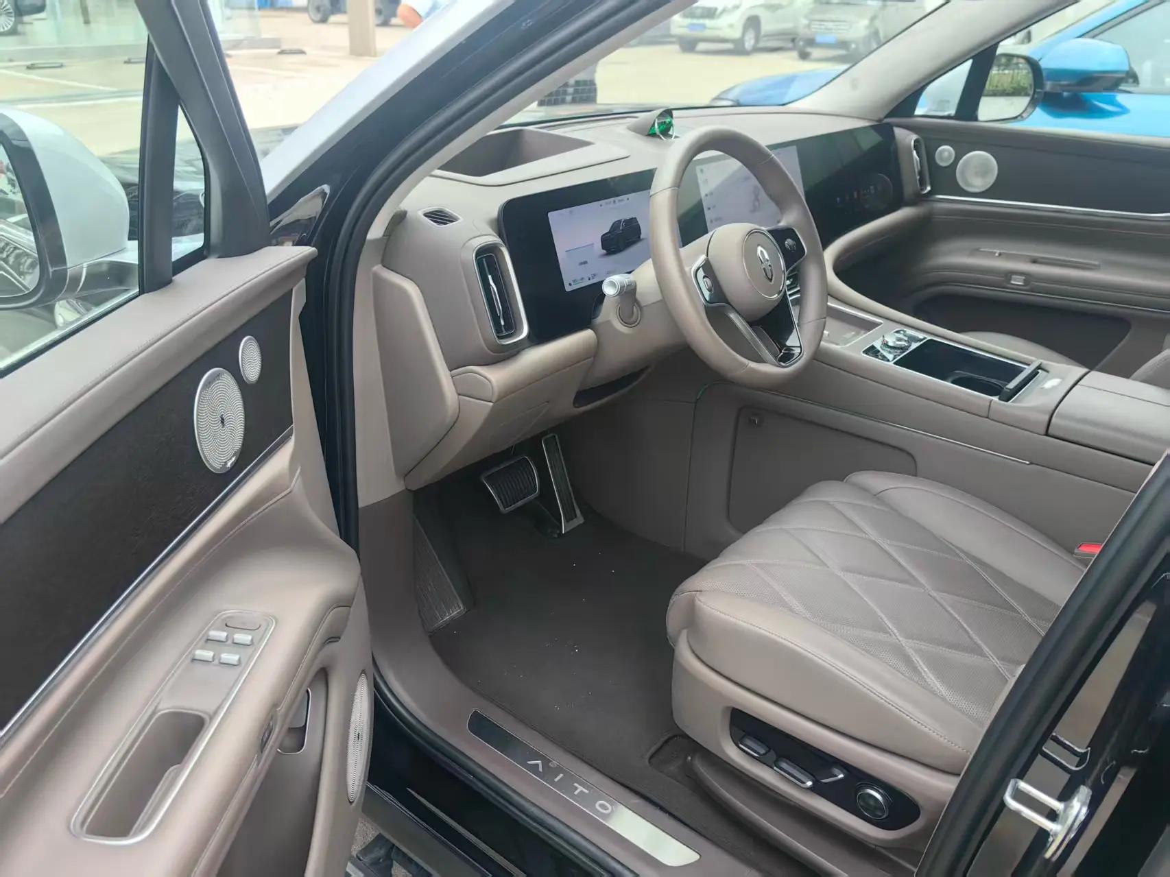 AITO 2025 Model AITO M9 Range-Extended Ultra Version 52kWh 5-Seater Automatic 6