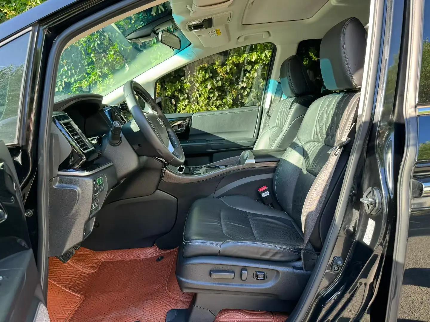 Elyson 2019 2.0L Hybrid Deluxe Edition 5