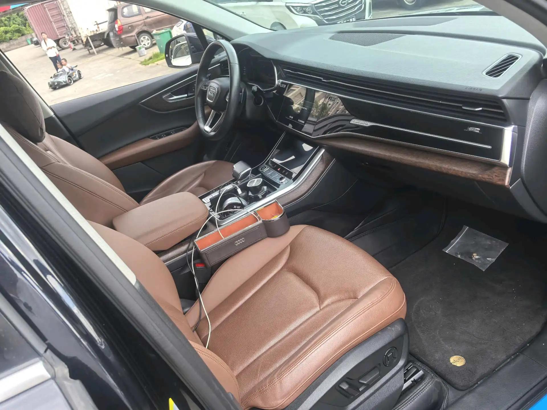 Audi Q7 2021 55 TFSI quattro S line Sport 4