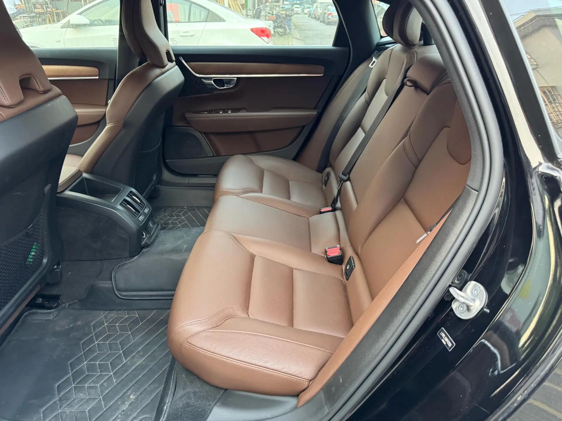 Volvo S90 2024 B5 Zhiyi Deluxe Edition 5