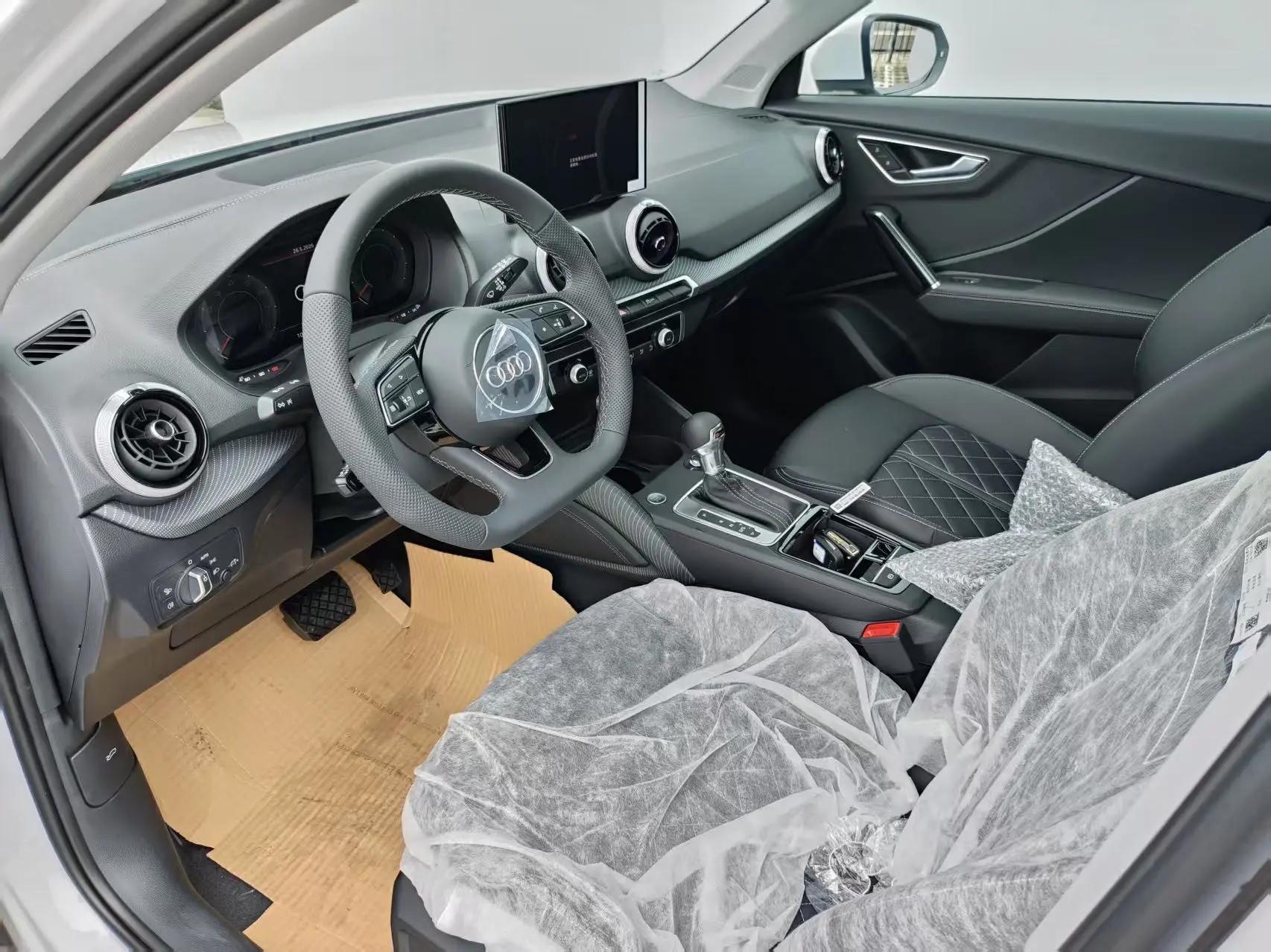 奥迪 2025款 Q2L 1.5TFSI 35TFSI 时尚动感型 自动挡 5