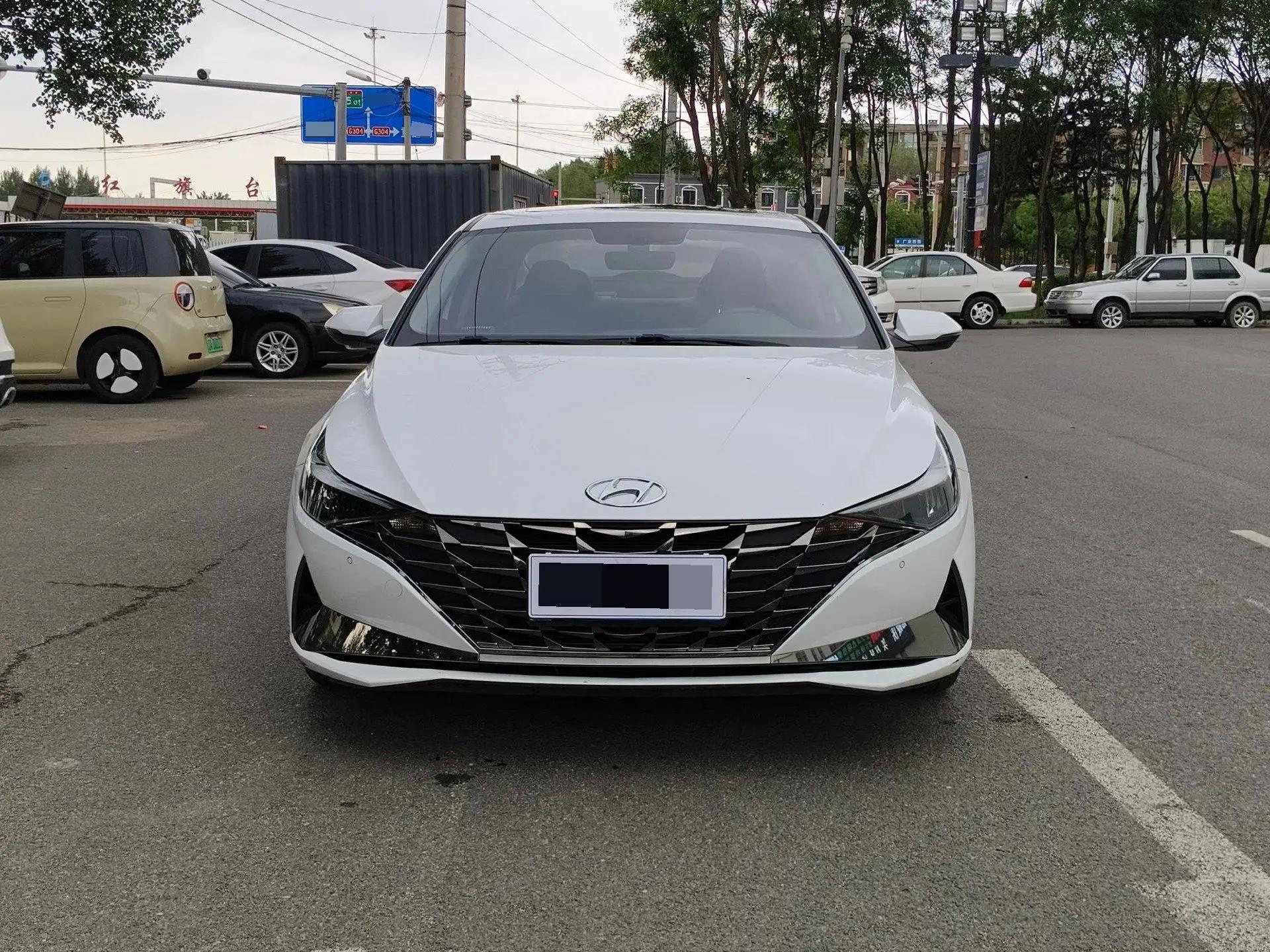 Elantra 2022 1.5L CVT GLX Elite Edition 2