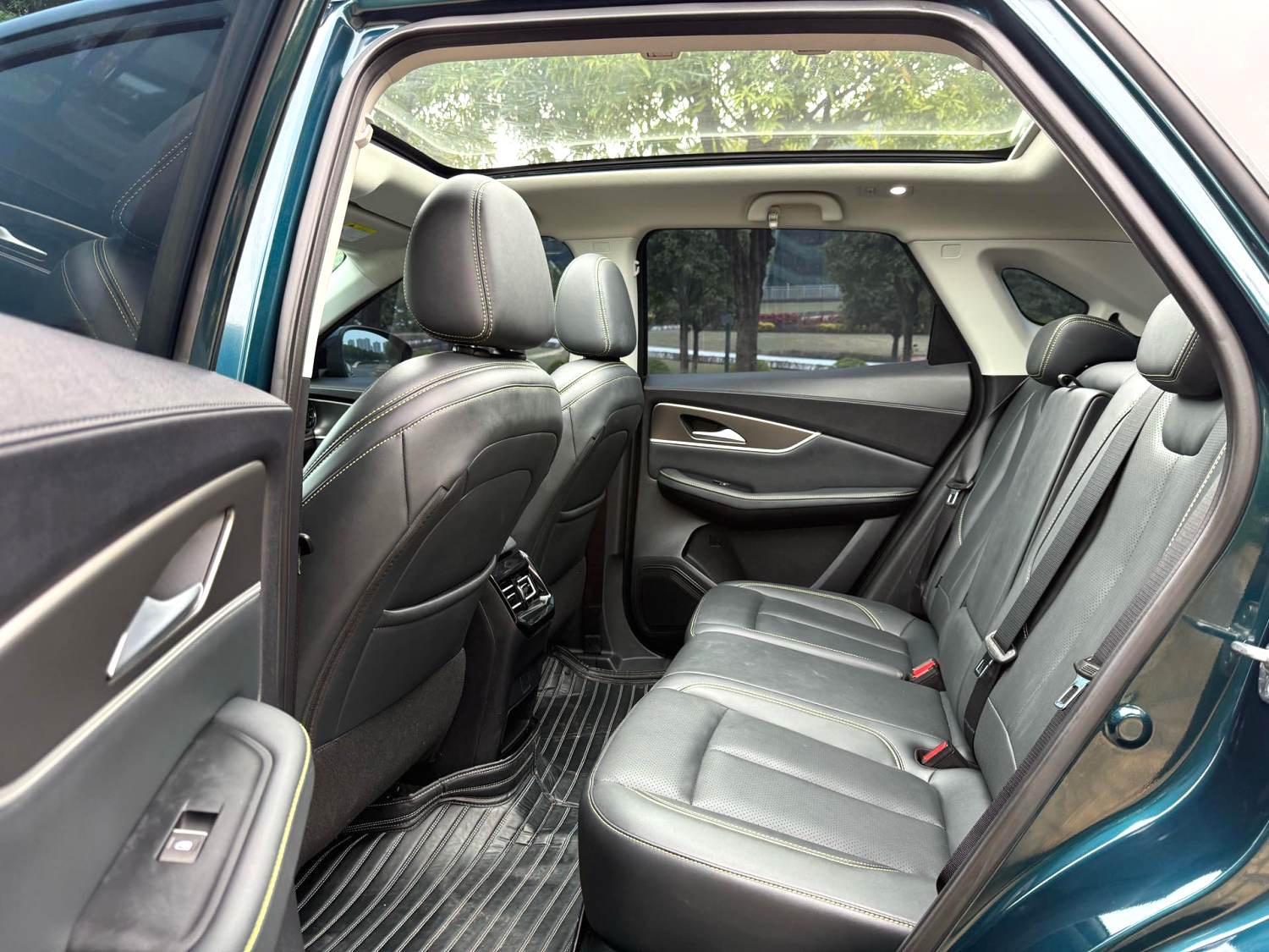 The popular 2024 T5 EVO 1.5TD Star Edition automatic gear 4