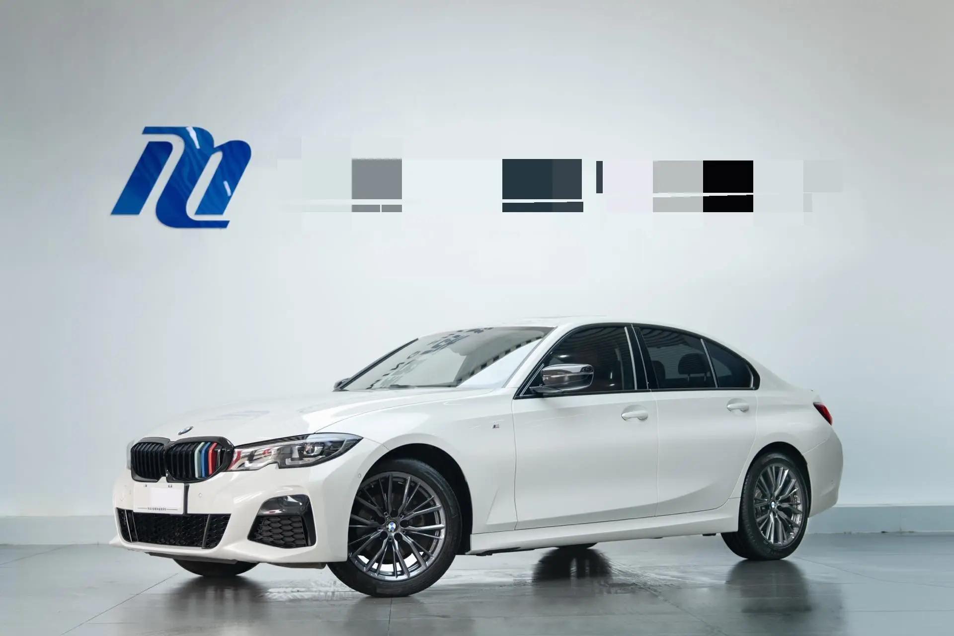 BMW 3 Series 2022 325i M Sports Night Suit