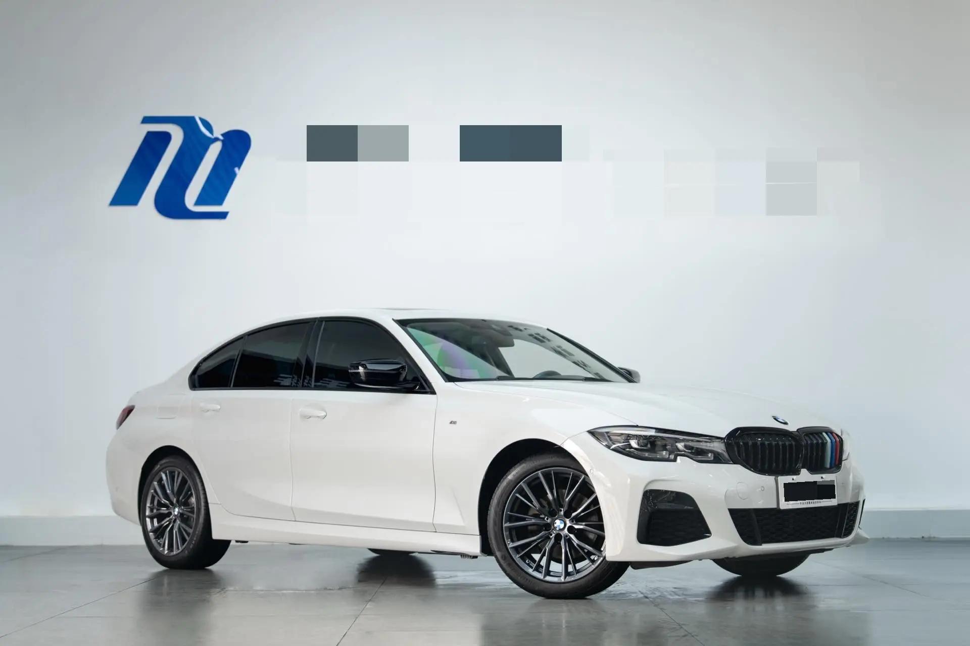BMW 3 Series 2022 325i M Sports Night Suit 2