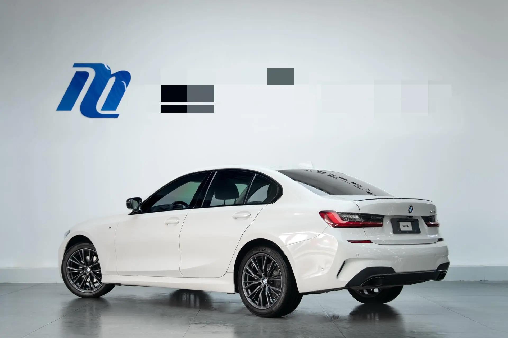 BMW 3 Series 2022 325i M Sports Night Suit 3
