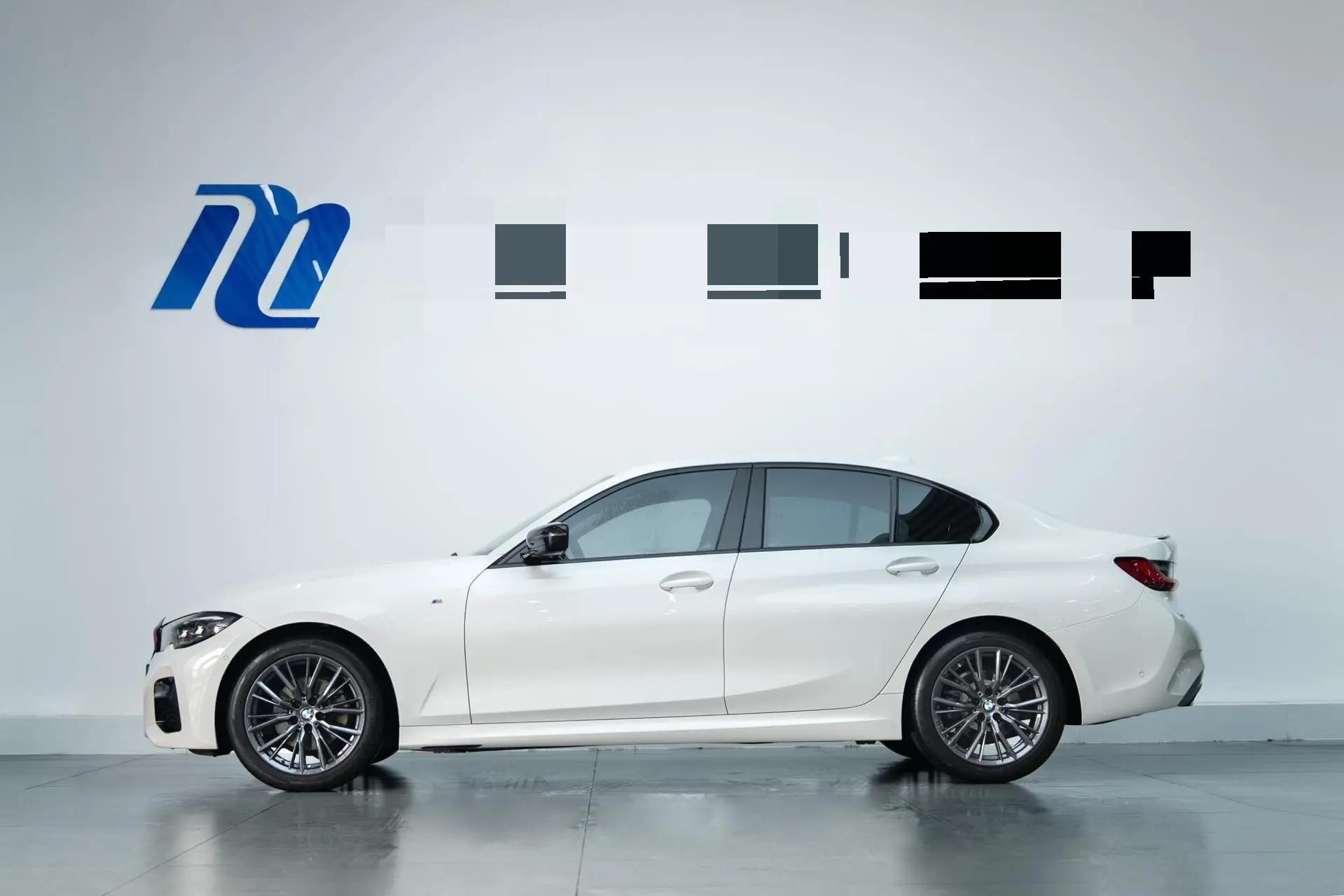 BMW 3 Series 2022 325i M Sports Night Suit 7
