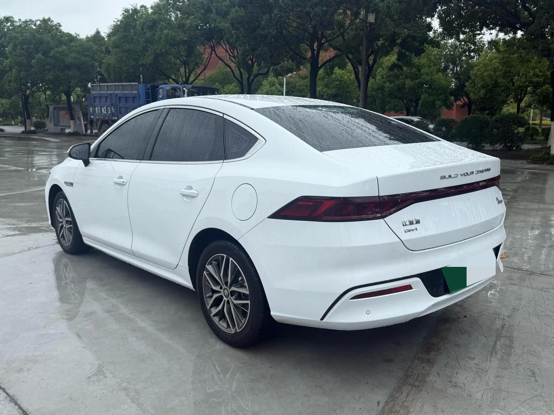 BYD 2023 Qin PLUS DM-i 1.5 CVT Champion Edition Exceed 55KM Automatic 7