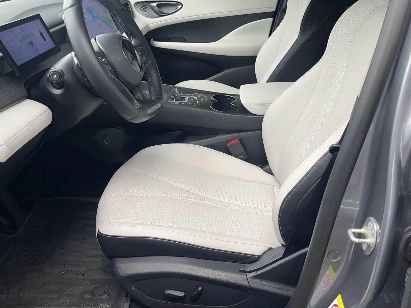 Seal 05 DM-i 2025 DM-i Smart Driving Edition 120KM Flagship 7