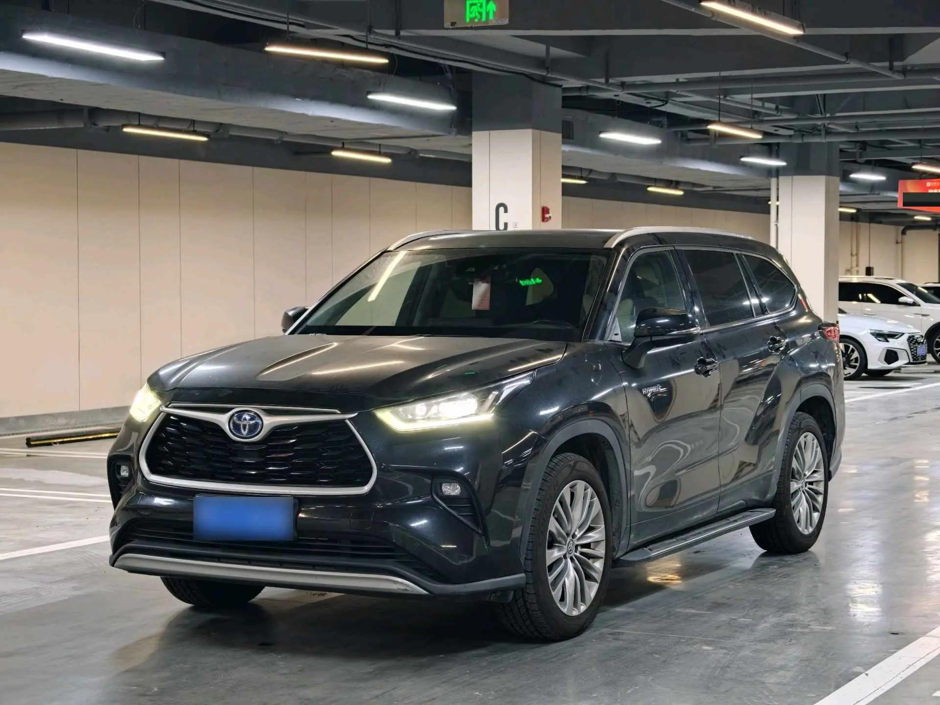 Highlander 2022 Dual Engine 2.5L 4-wheel Drive Premium Edition 7-seat