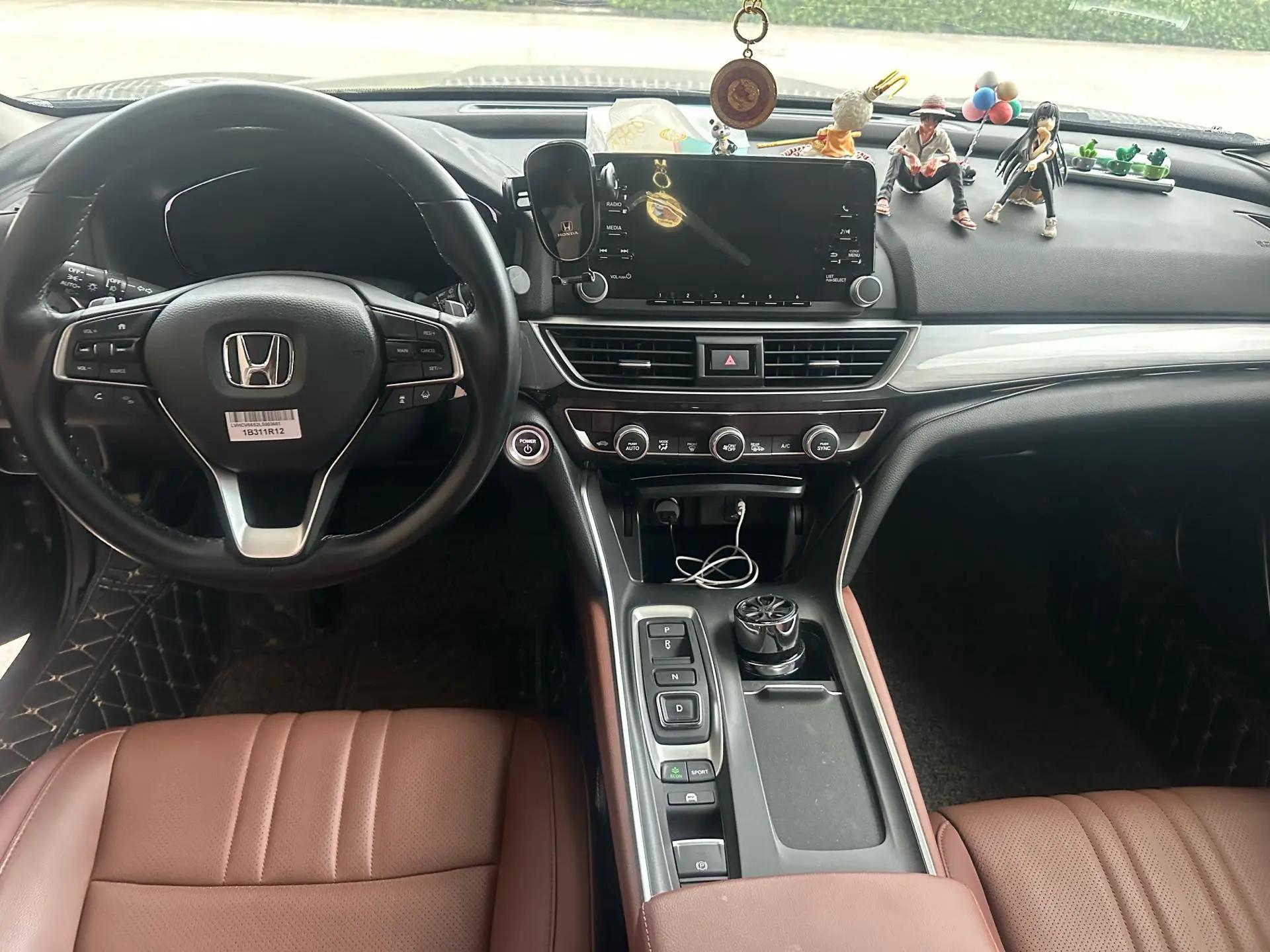 Yingshi Pai 2019 Sharp Hybrid 2.0L Net Shang Edition National V 4