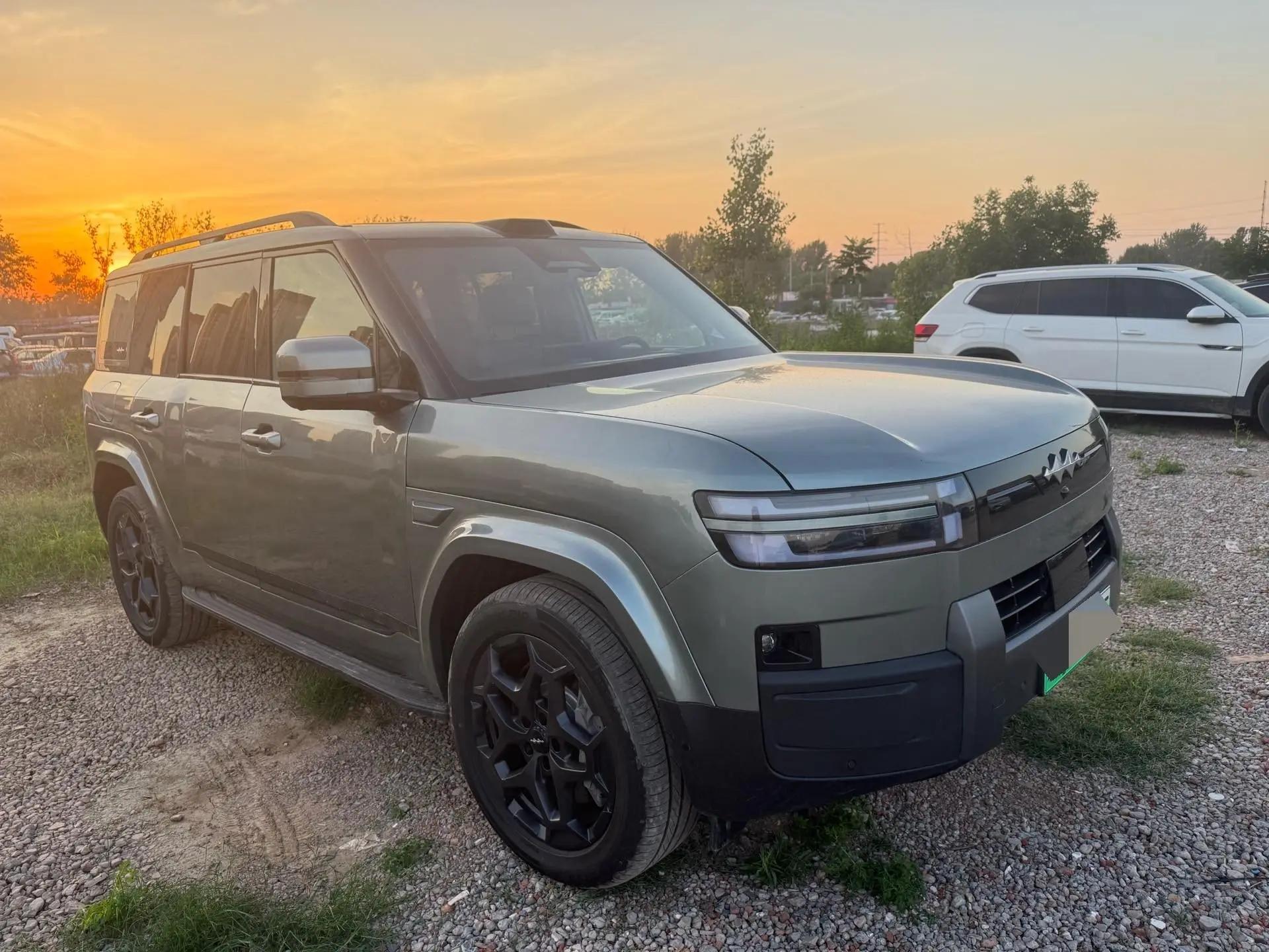 FangChengBao 2025 titanium 7 1.5T stepless 190KM four-wheel drive Ultra version of automatic gear 3
