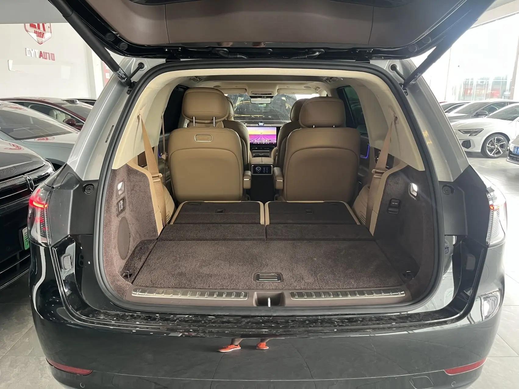 AITO 2025 Model AITO M9 Range-Extended Ultra Version 52kWh 6-Seater Automatic 6